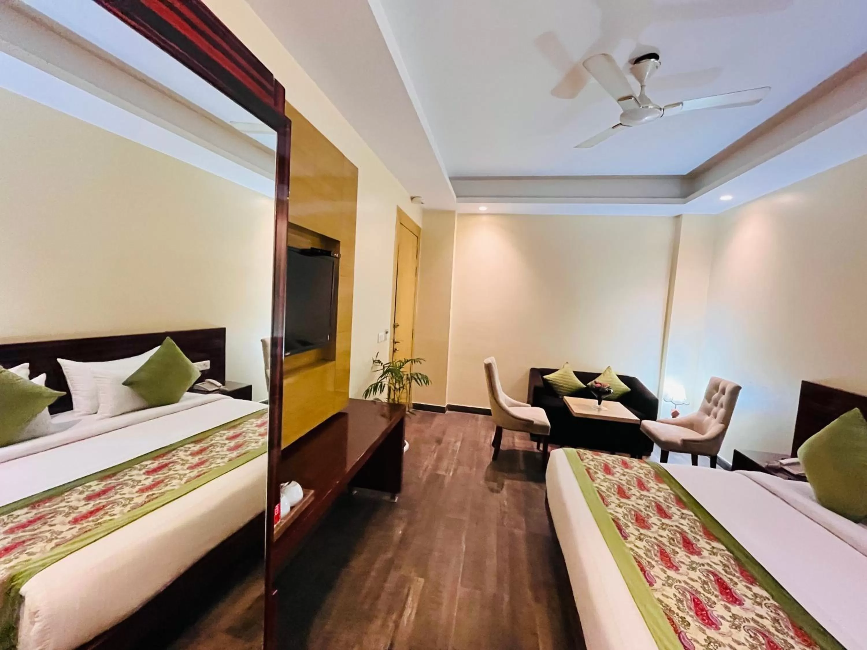 Bed in Hotel Banz near Delhi Airport