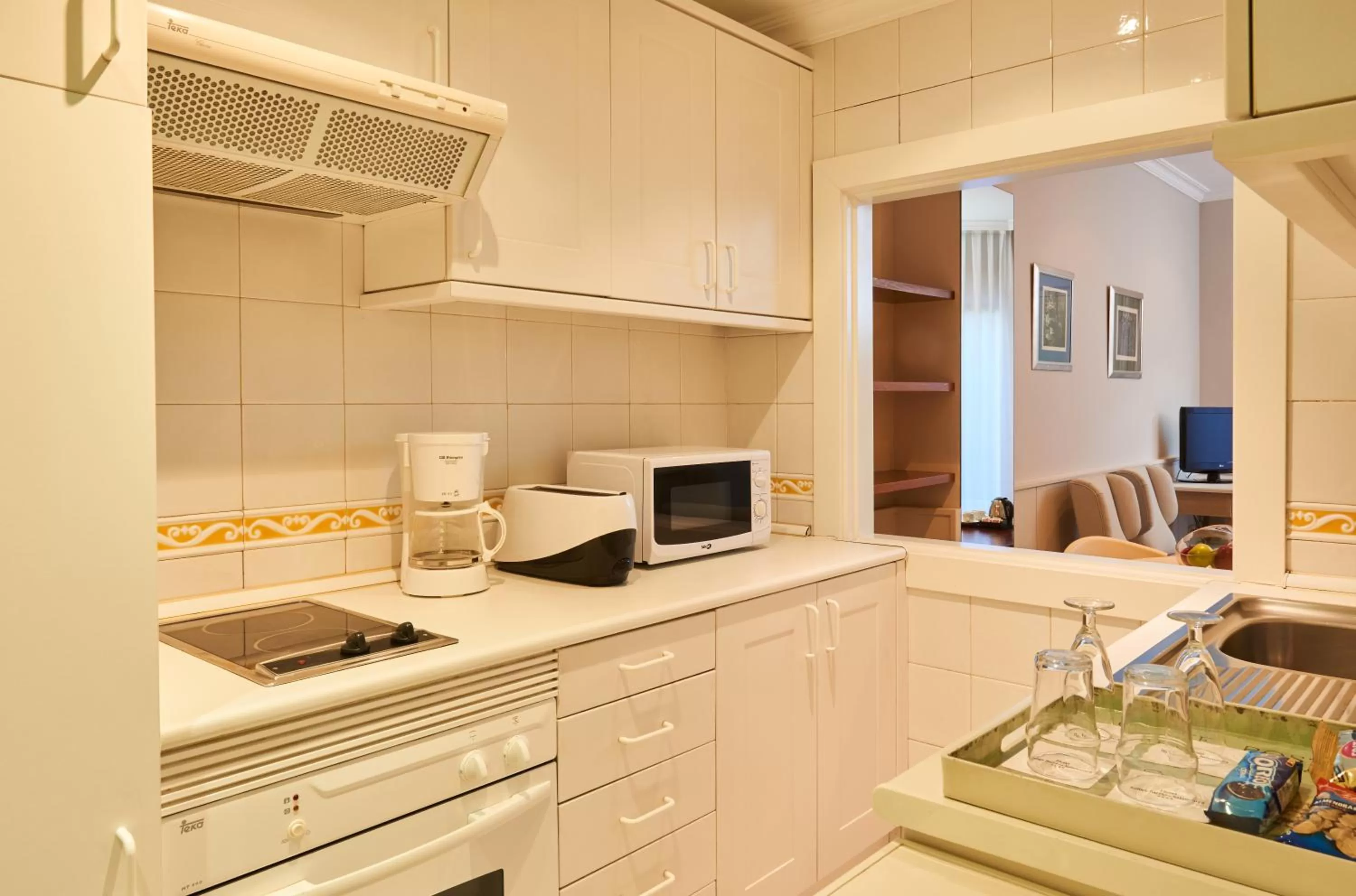 Kitchen or kitchenette in Suites Barrio de Salamanca