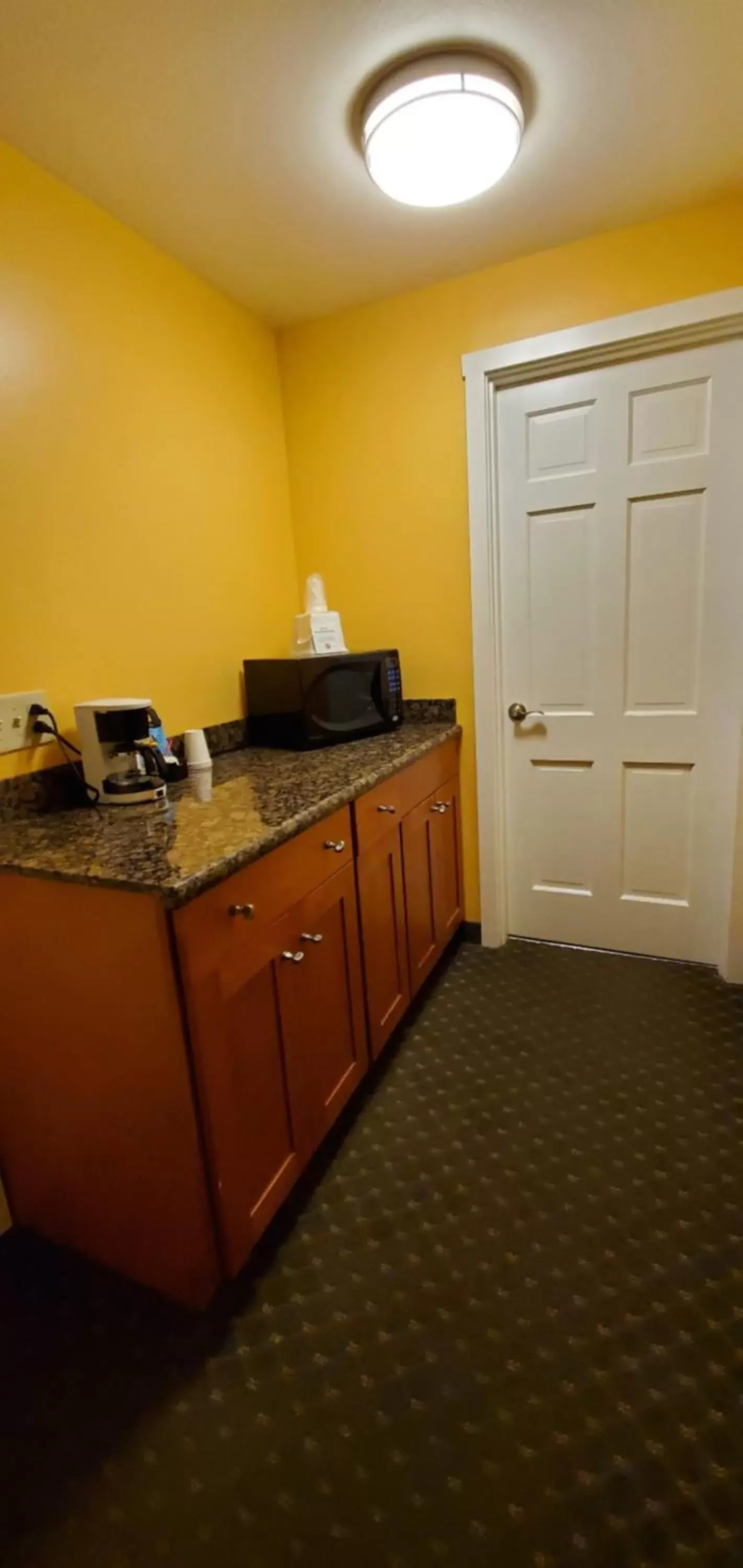 Junior Suite in Olympic View Inn Junior Suite in Olympic View Inn