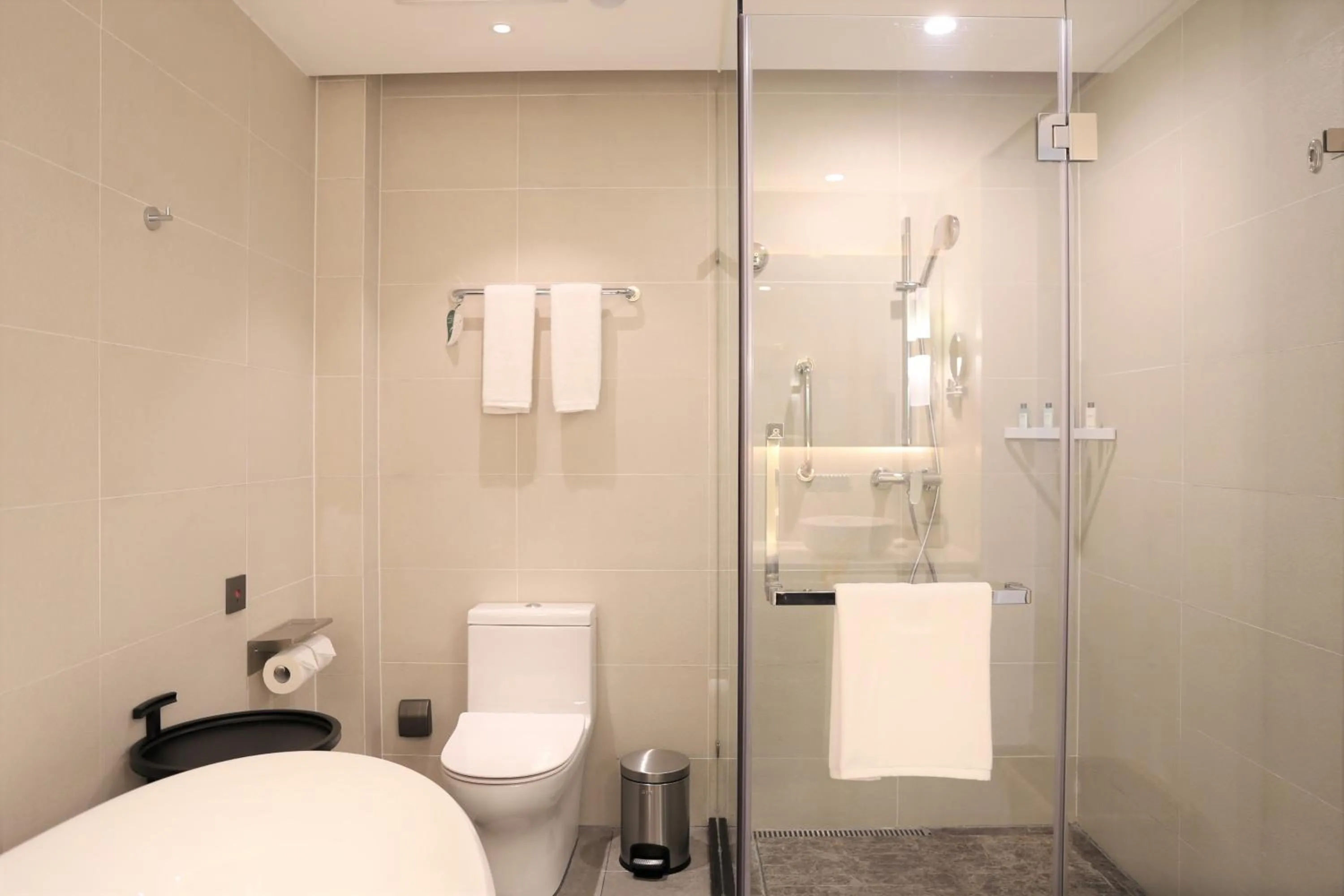 Toilet in Citadines Gaoke Liangjiang Chongqing