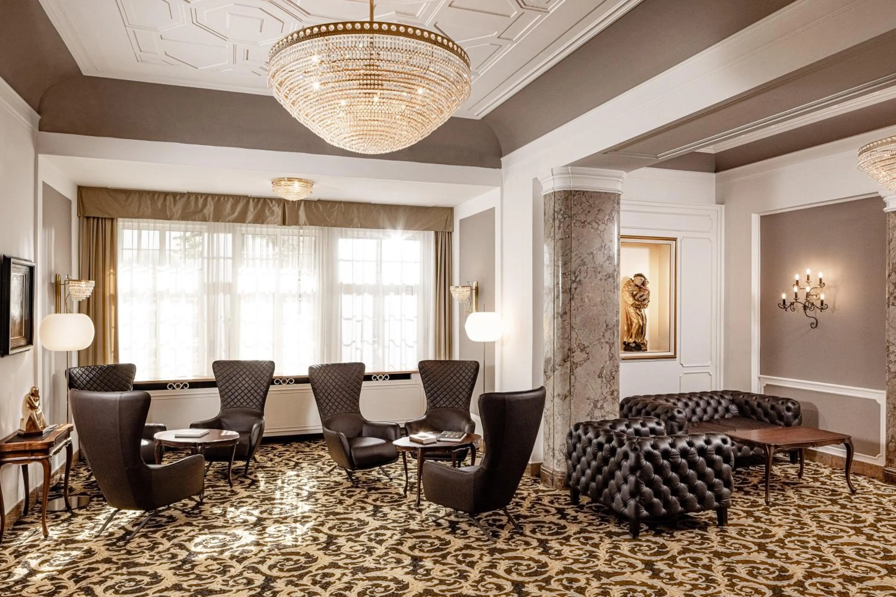 Communal lounge/ TV room in Classic Hotel Meranerhof