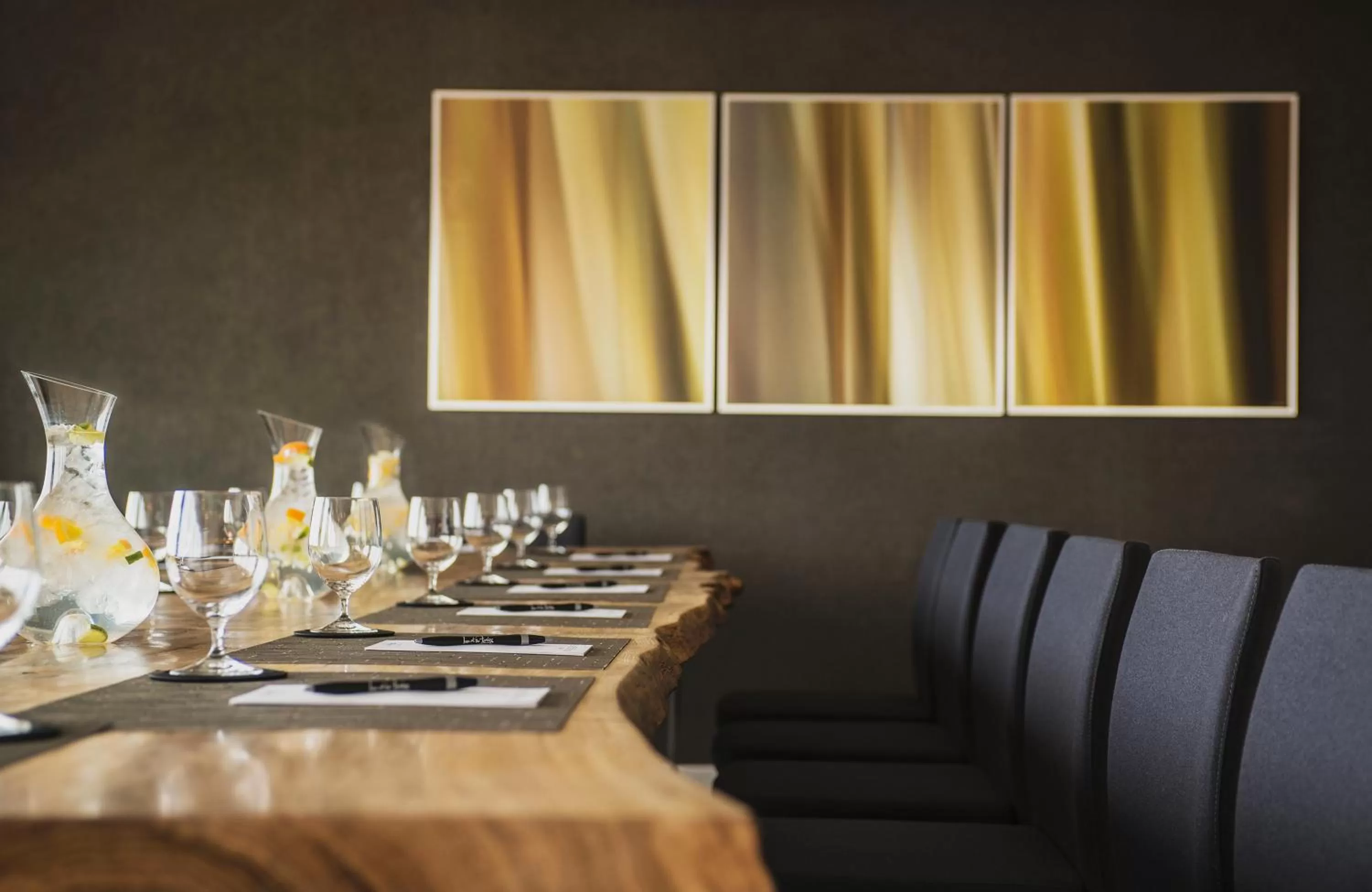 Business facilities in Inn at the Forks