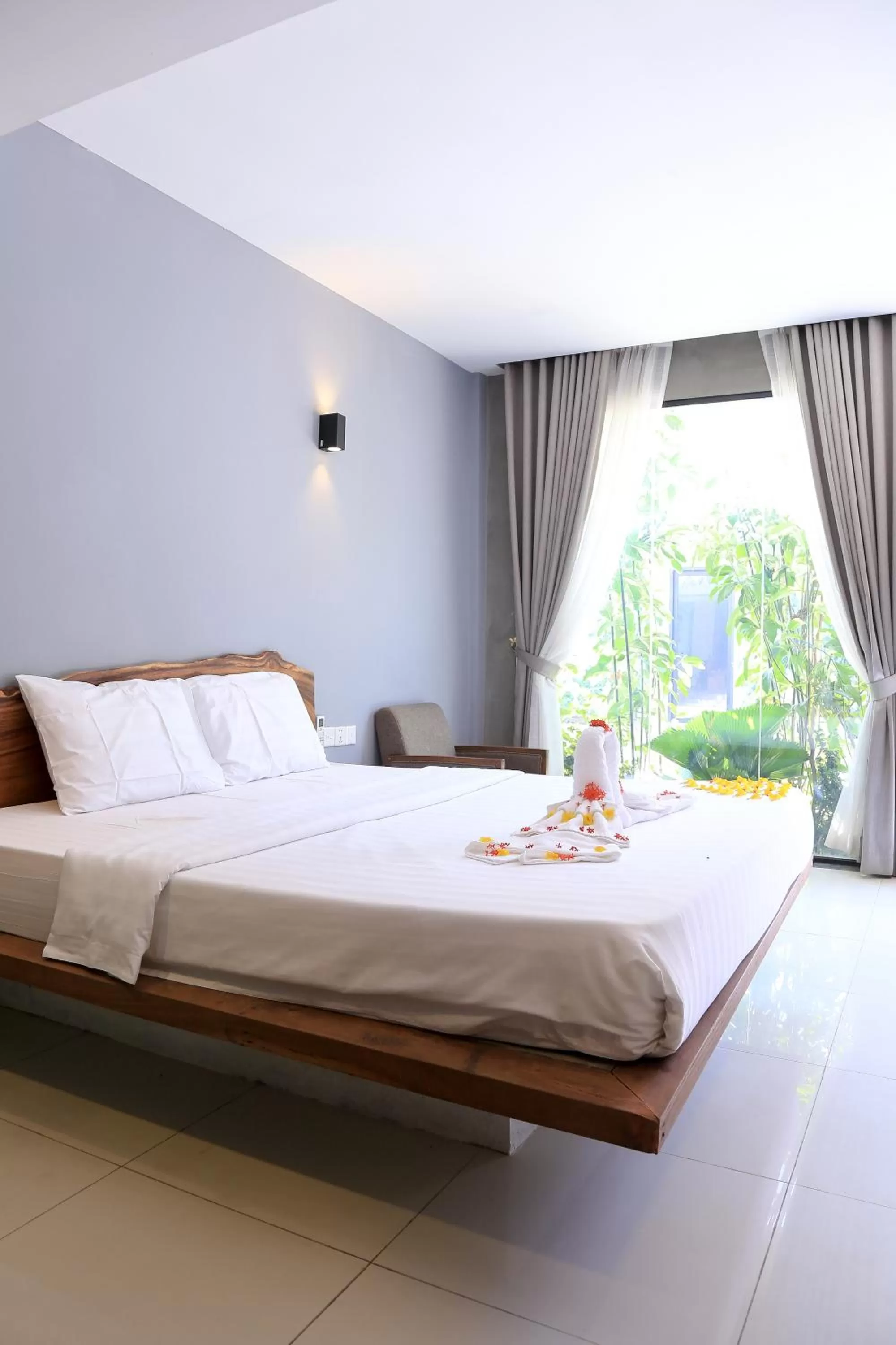 Bedroom, Bed in BK Hotel