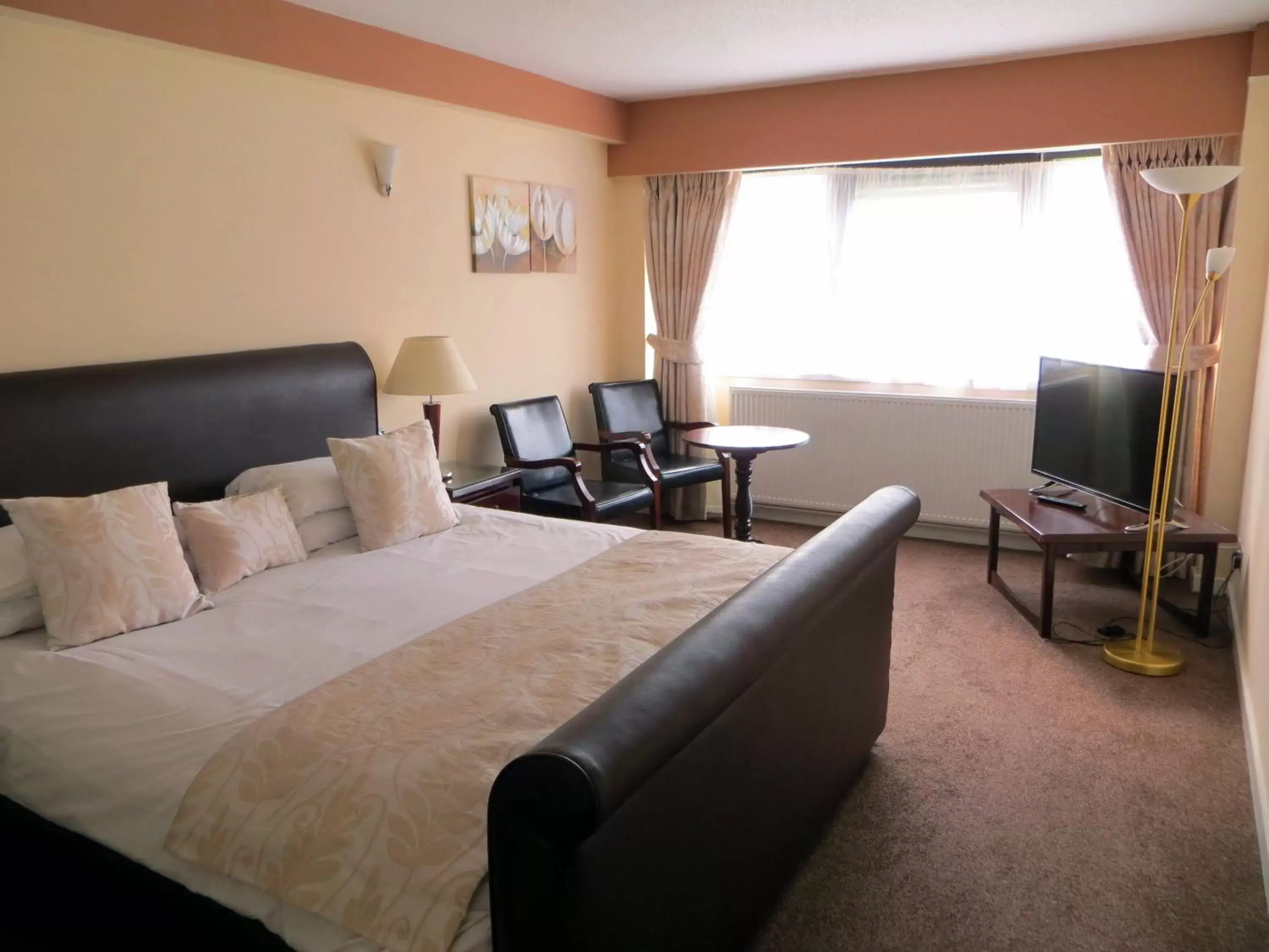 Executive Double Room in The Waterside Executive Double Room in The Waterside