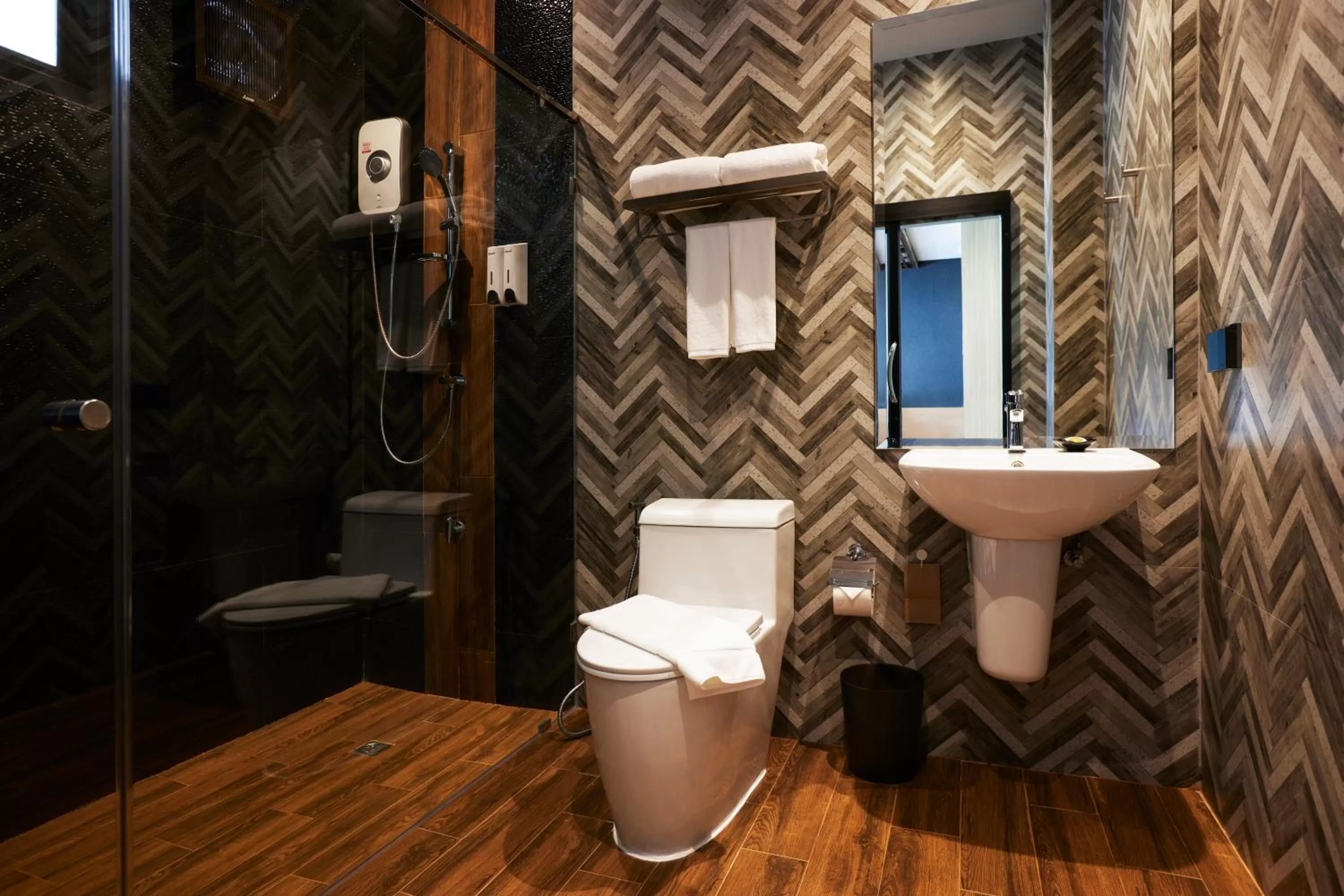 Bathroom in Sand Dollar Boutique Hotel