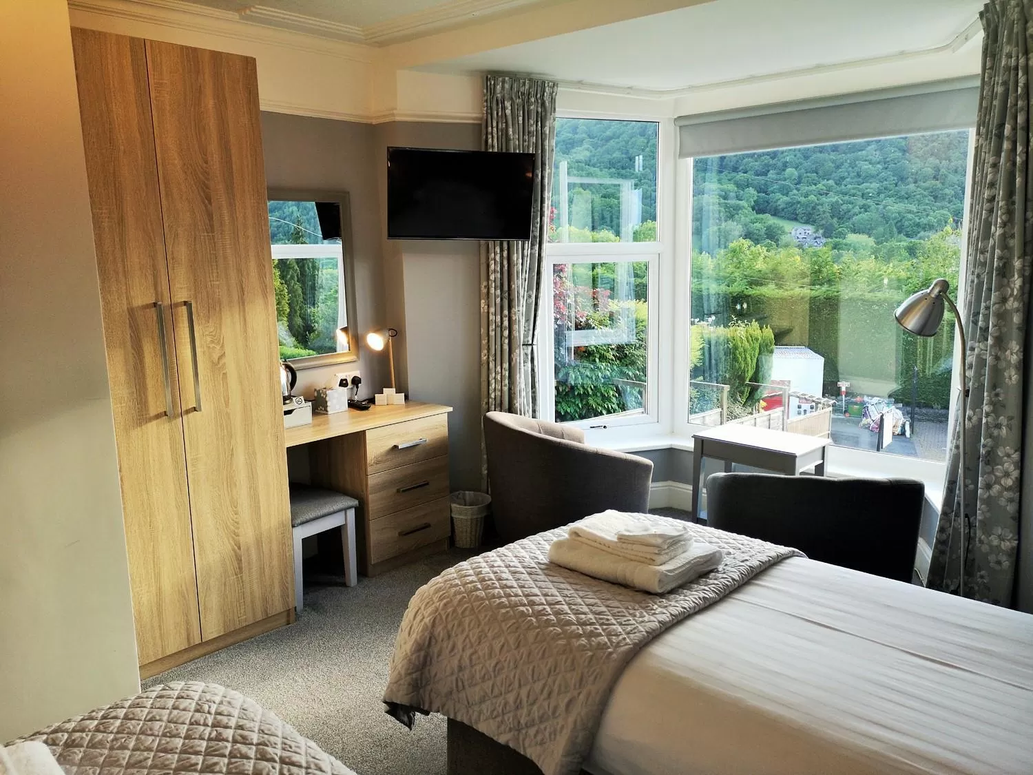 Bedroom, Bed in Aberconwy House B&B