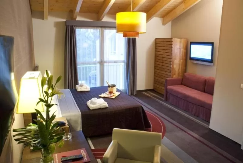 Photo of the whole room, Bed in Admiral Park Hotel by Falco D'Oro Hotels