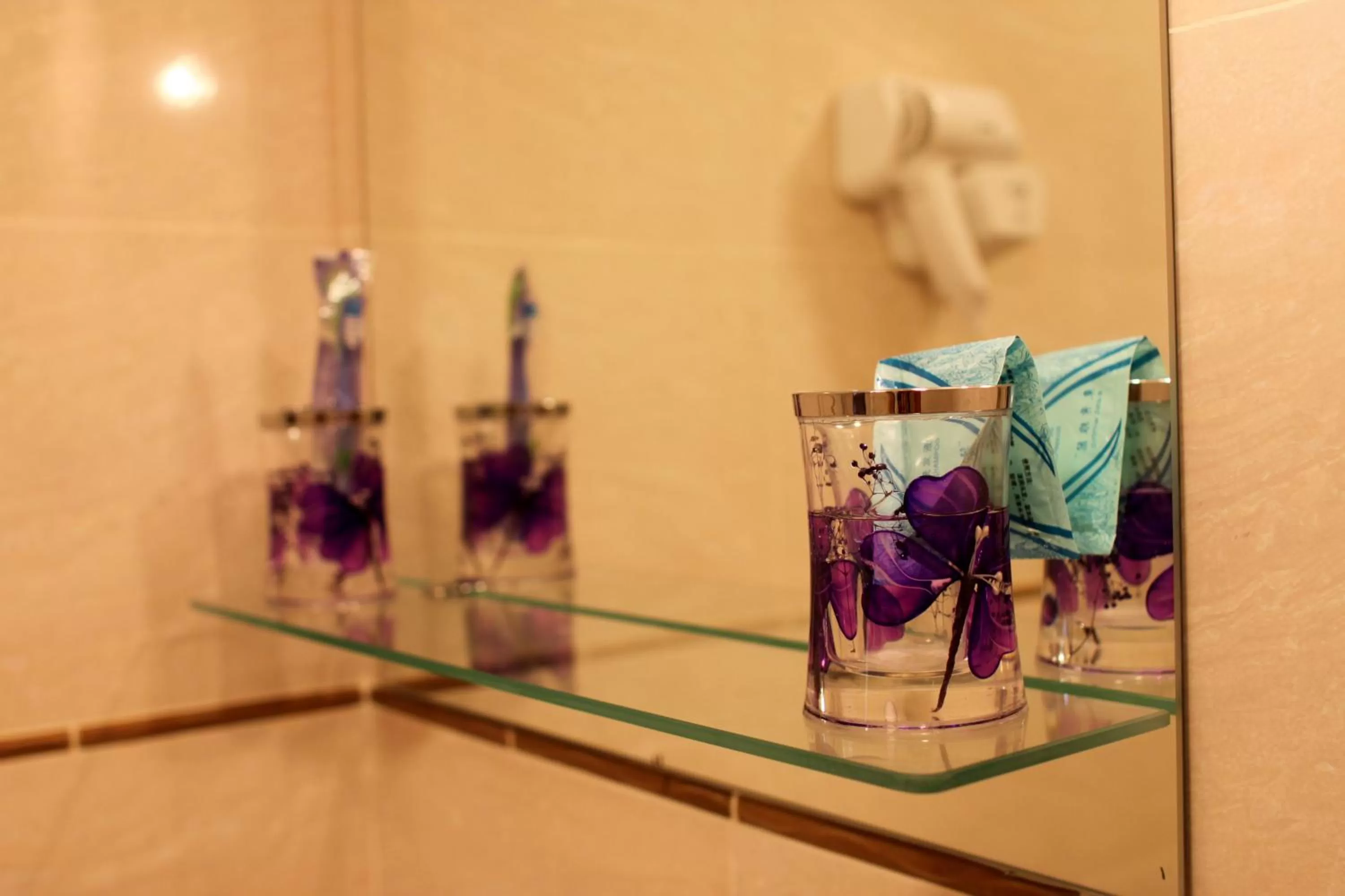 Bathroom, Guests in Totem Hotel