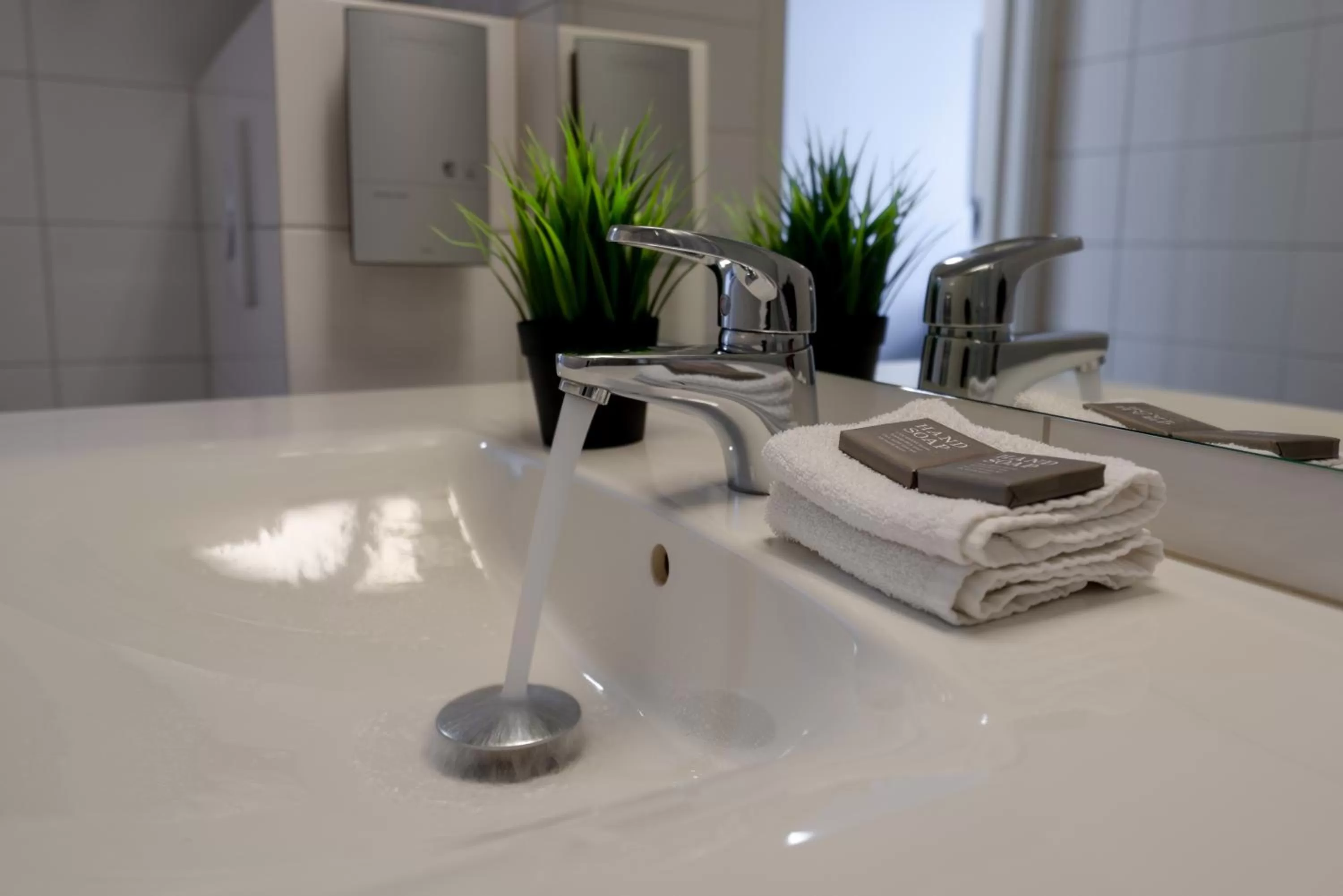 Bathroom in Thon Partner Hotel Måløy