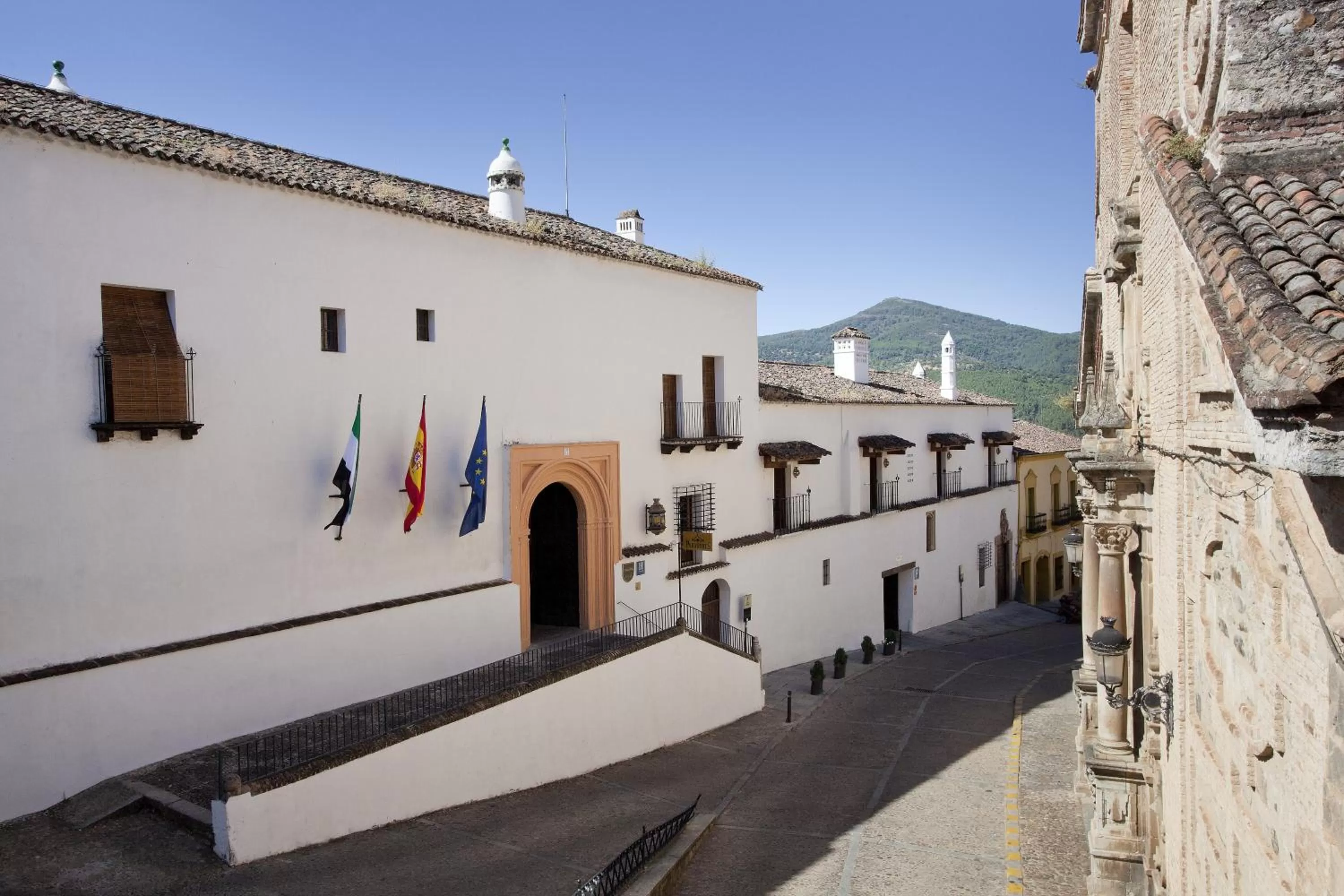 Facade/entrance in Parador de Guadalupe