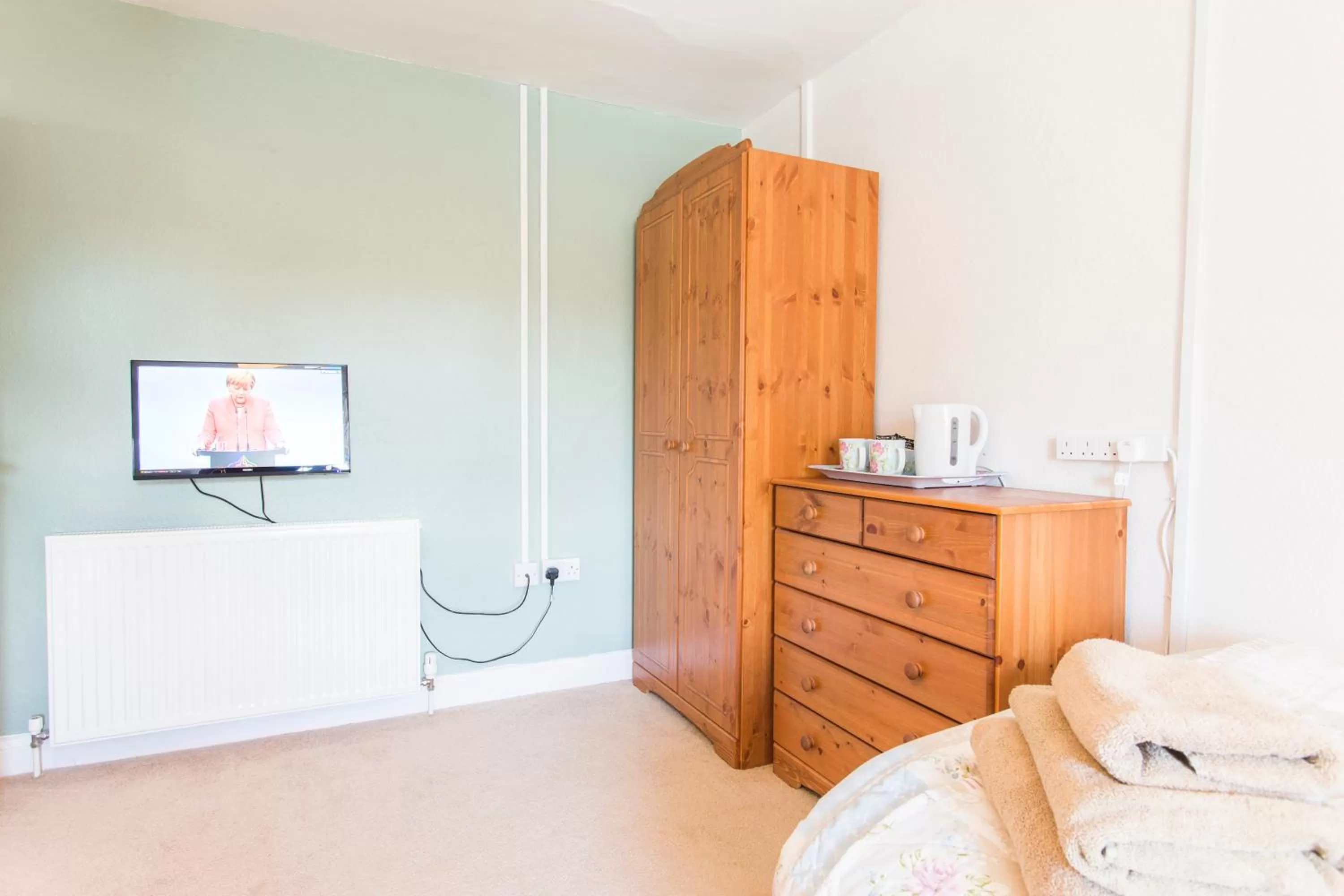 Decorative detail, TV/Entertainment Center in The Swan