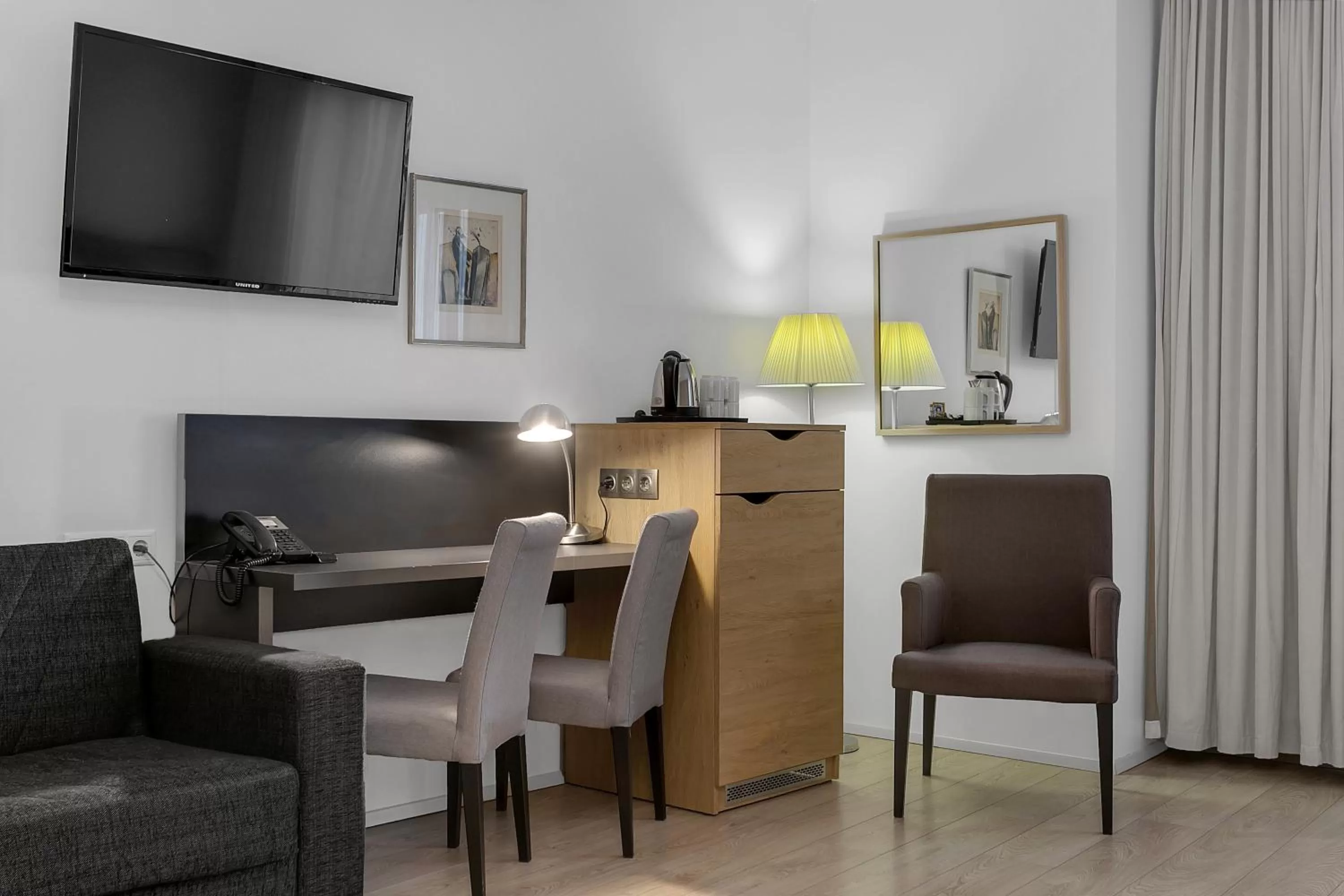 TV and multimedia in Aurora Hotel at Reykjavik-Keflavik Airport Terminal KEF