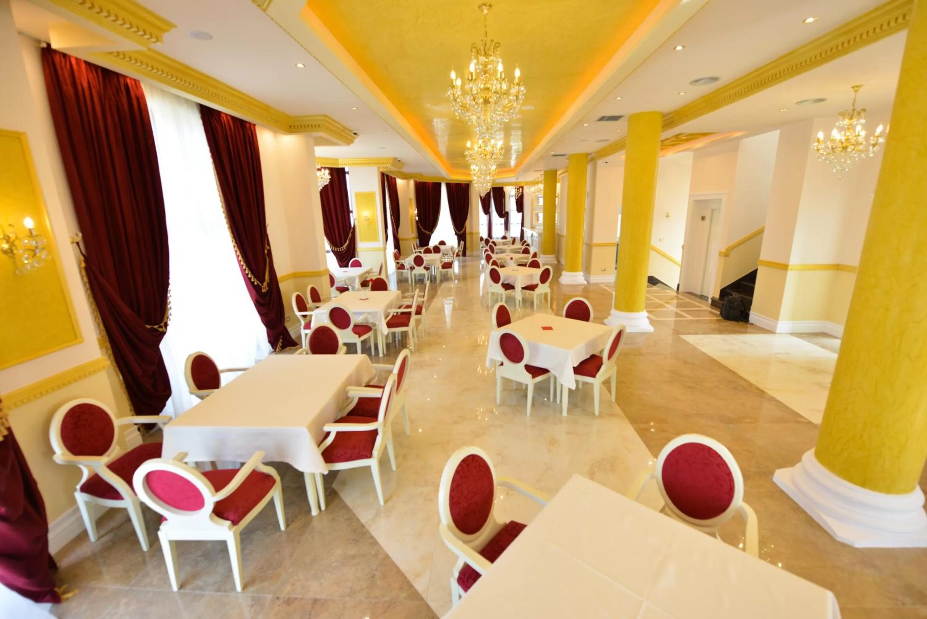 Restaurant/Places to Eat in Luani ARTE