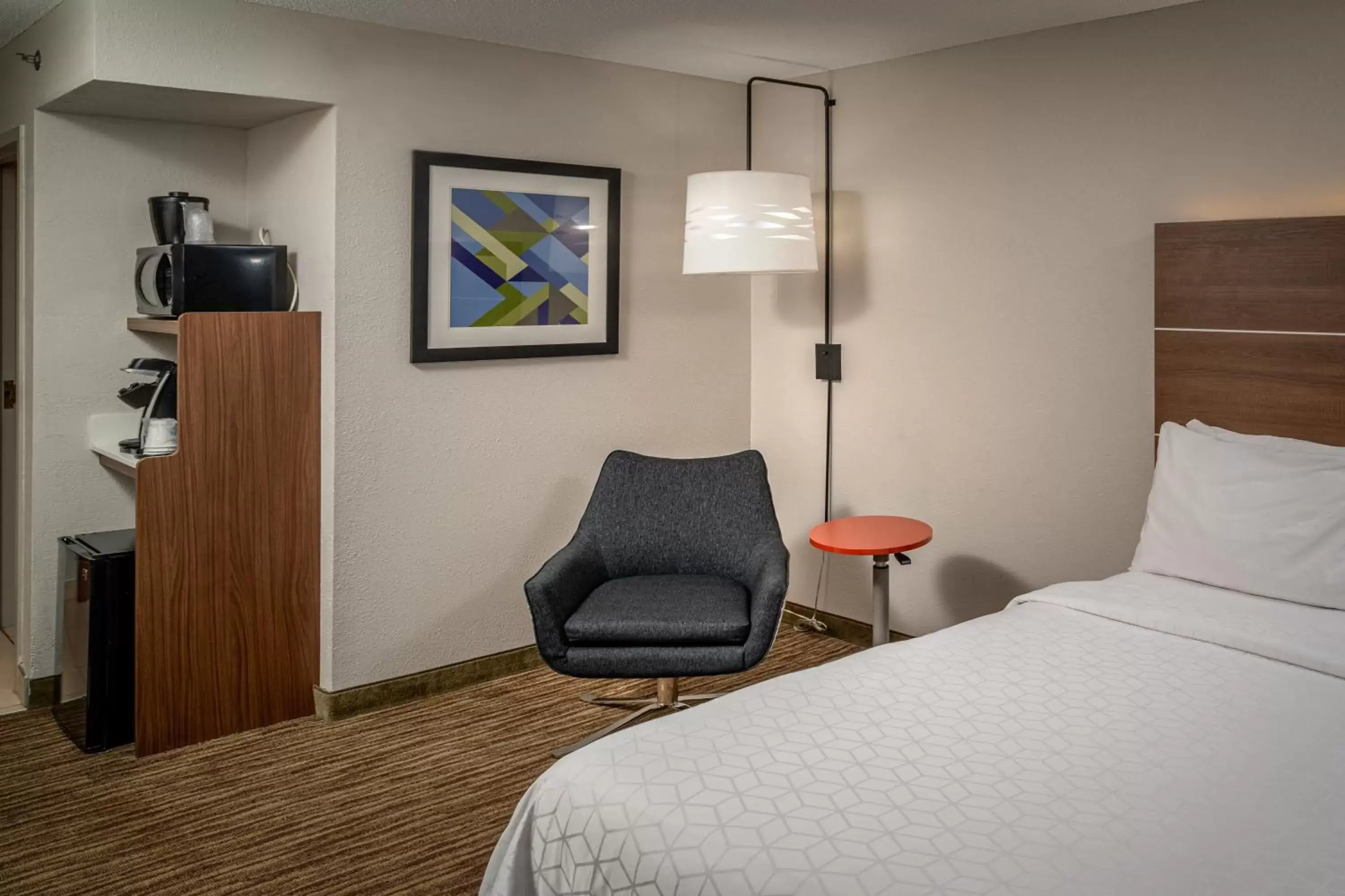 Queen Suite with Two Queen Beds in Holiday Inn Express and Suites Pikeville by IHG Queen Suite with Two Queen Beds in Holiday Inn Express and Suites Pikeville by IHG