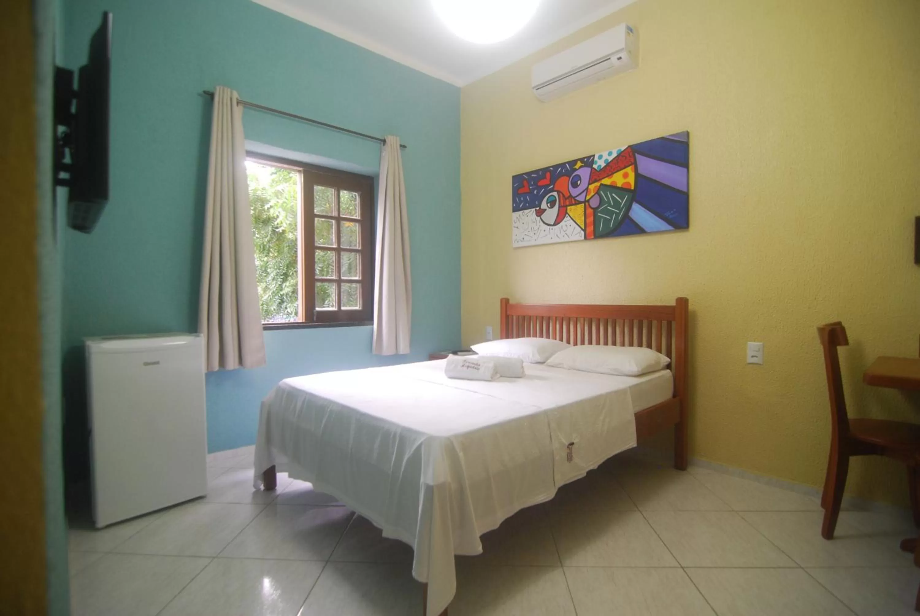 Photo of the whole room, Bed in Refúgio Pousada Fortaleza