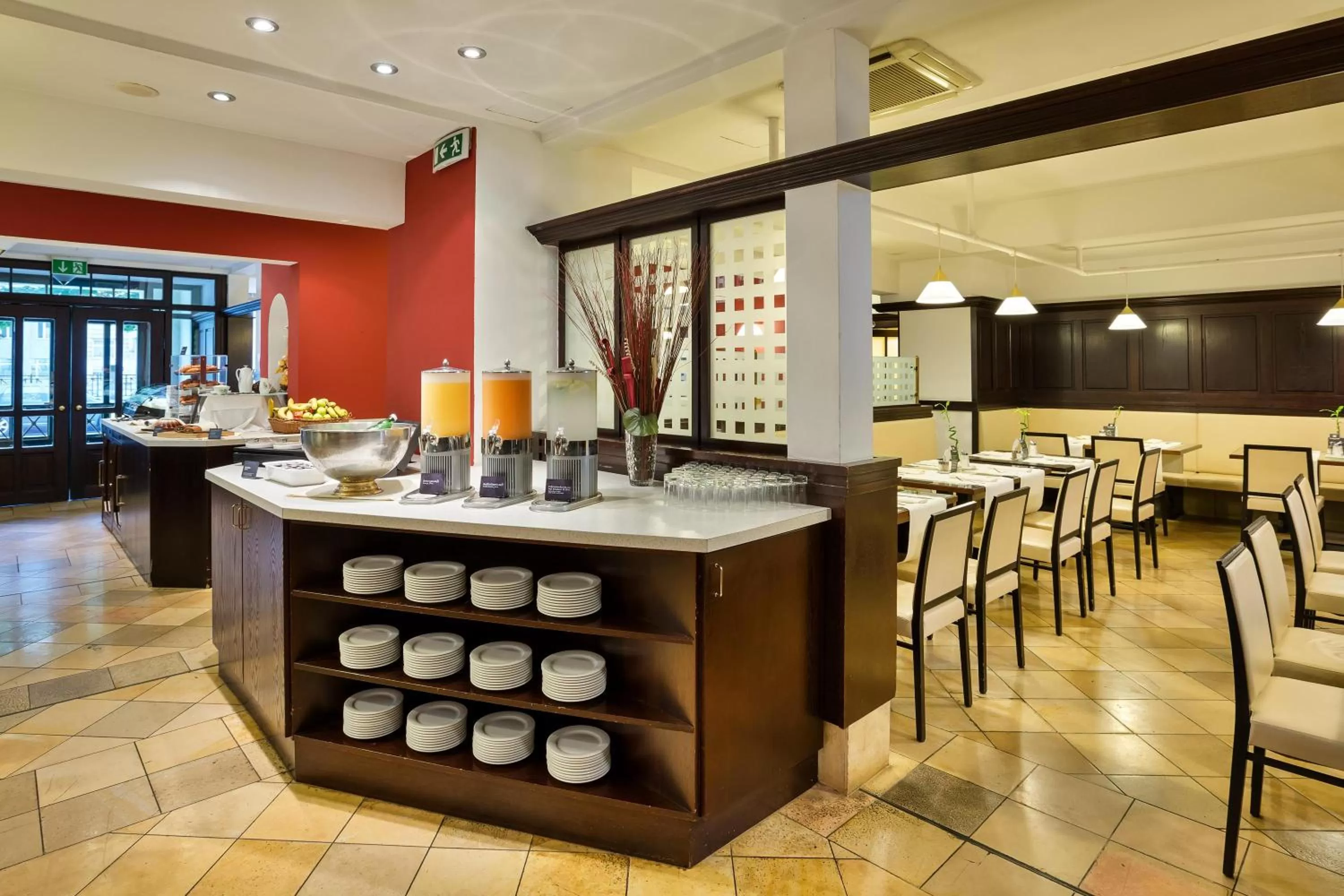 Restaurant/places to eat in Austria Trend Hotel Ananas Wien