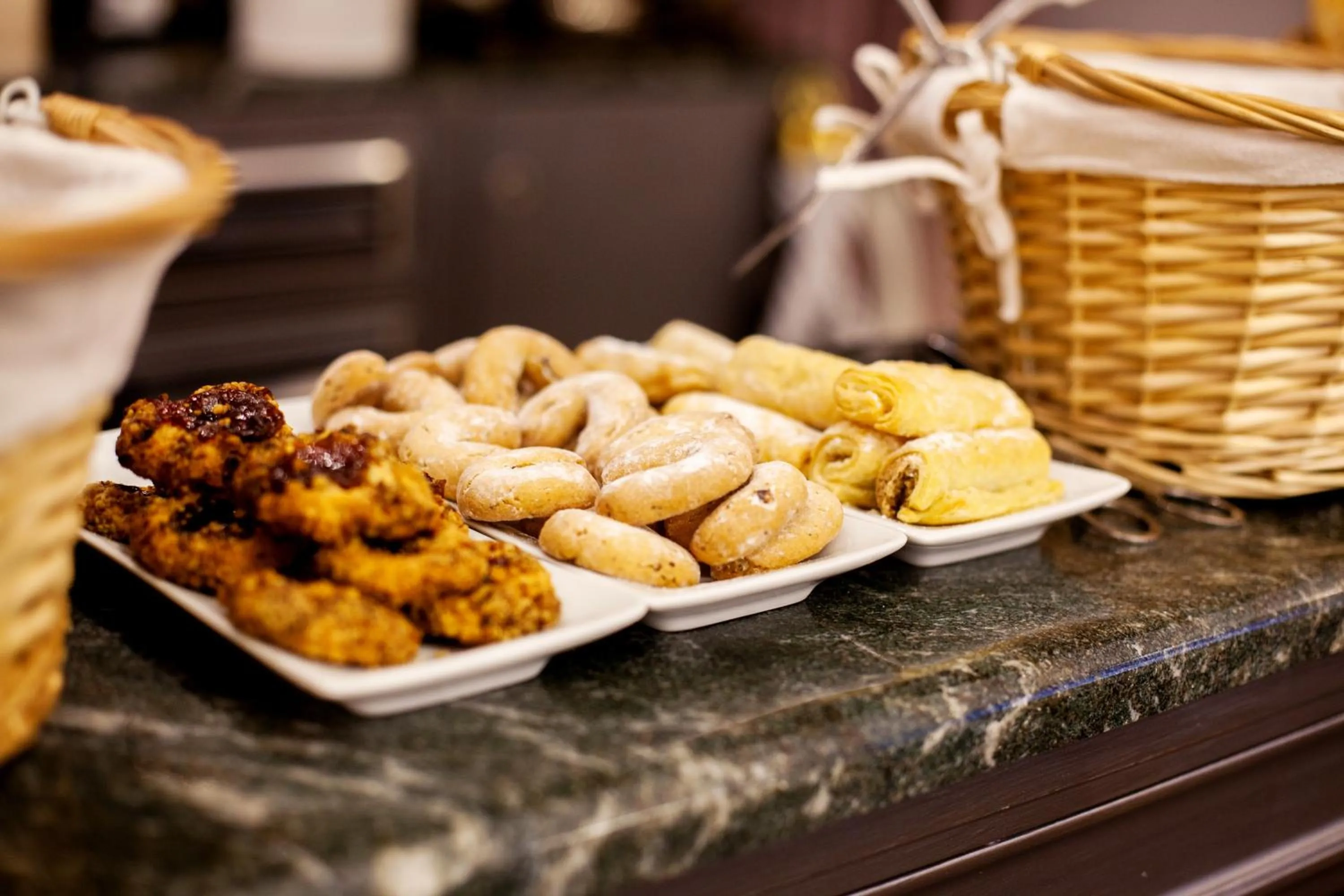 Food and drinks in Hôtel restaurant Oasis