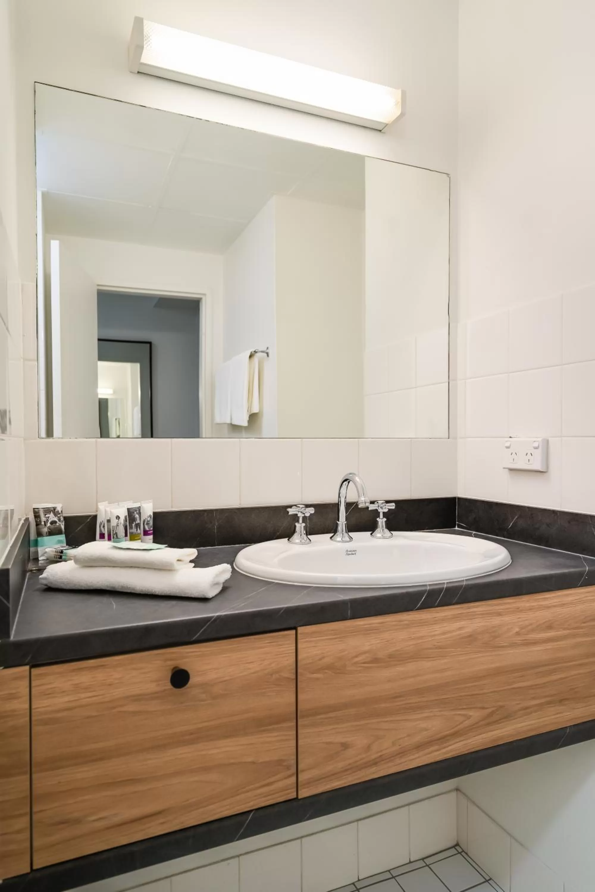 Bathroom in Mercure Albury