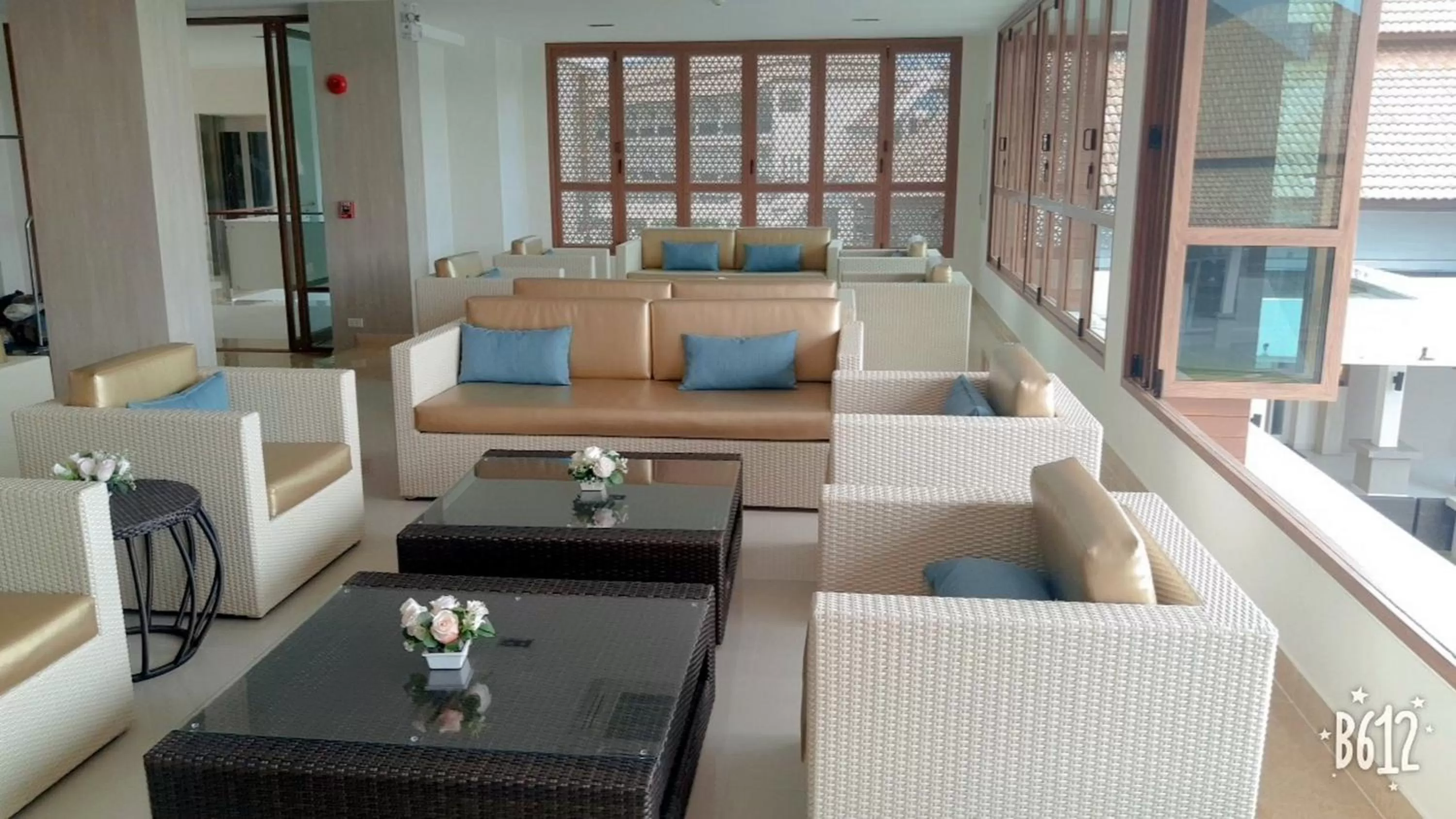 Seating area in Green Lake Resort - SHA Extra Plus Certified