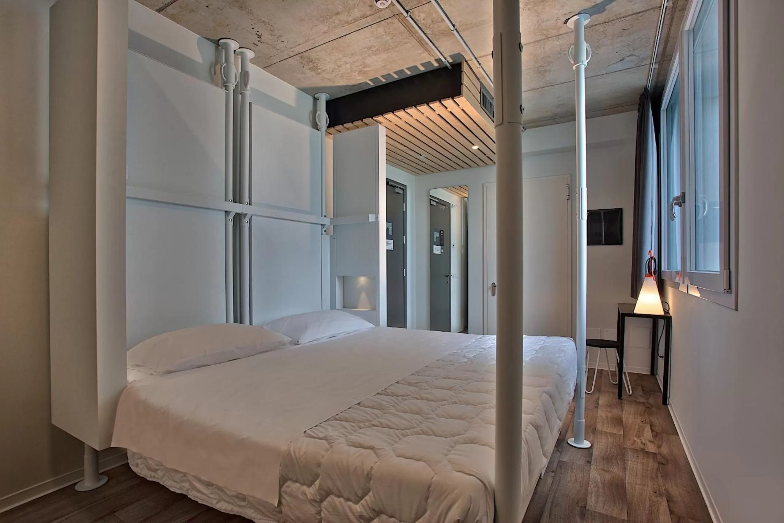 Bedroom, Bed in Anda Venice Hostel