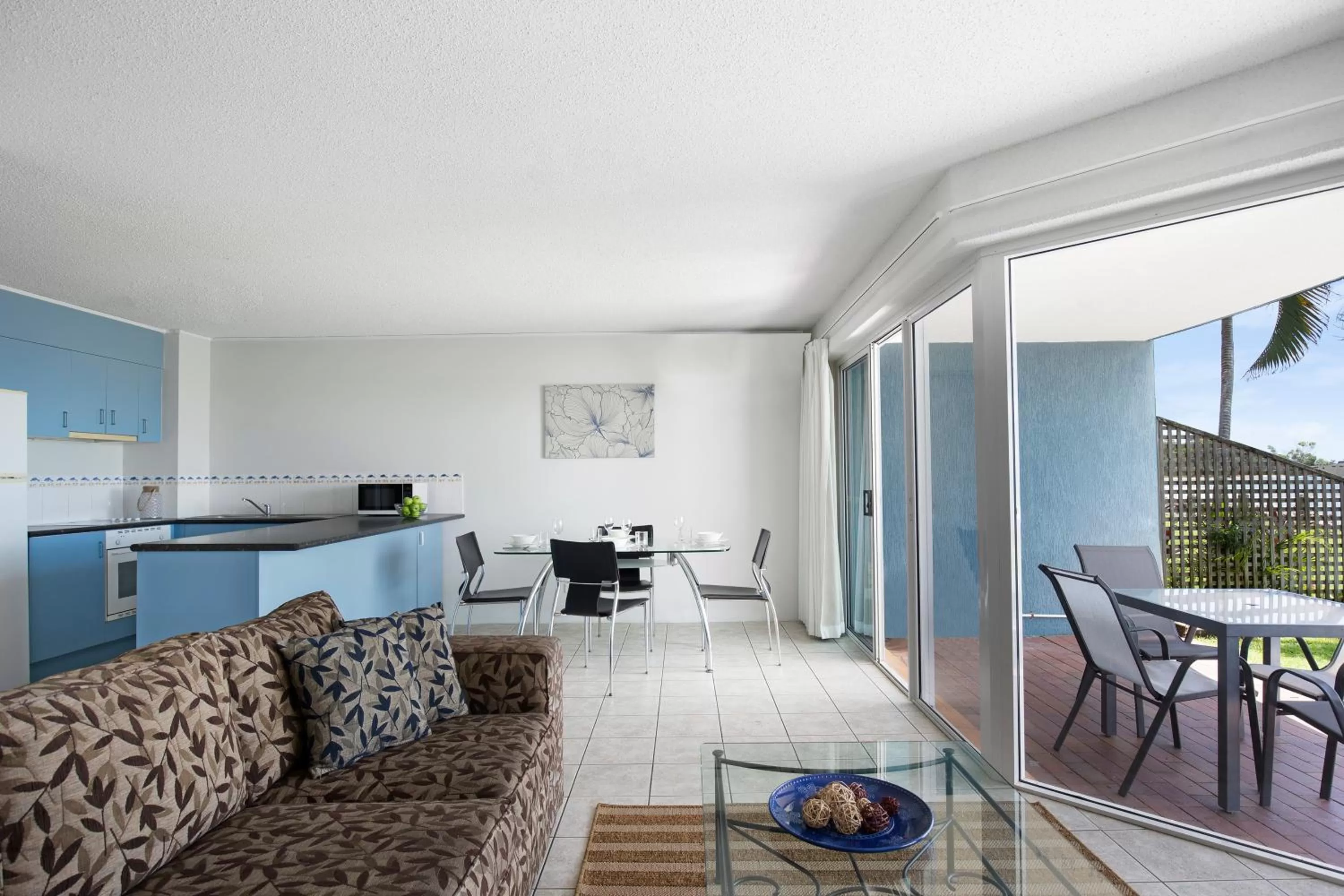 Kitchen or kitchenette in BreakFree Great Sandy Straits