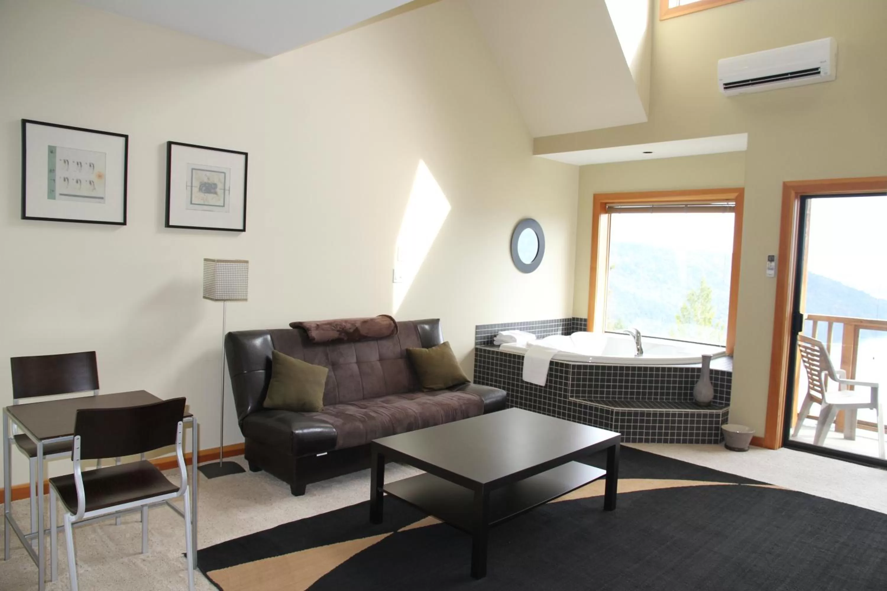 Balcony/Terrace in Moon Water Lodge