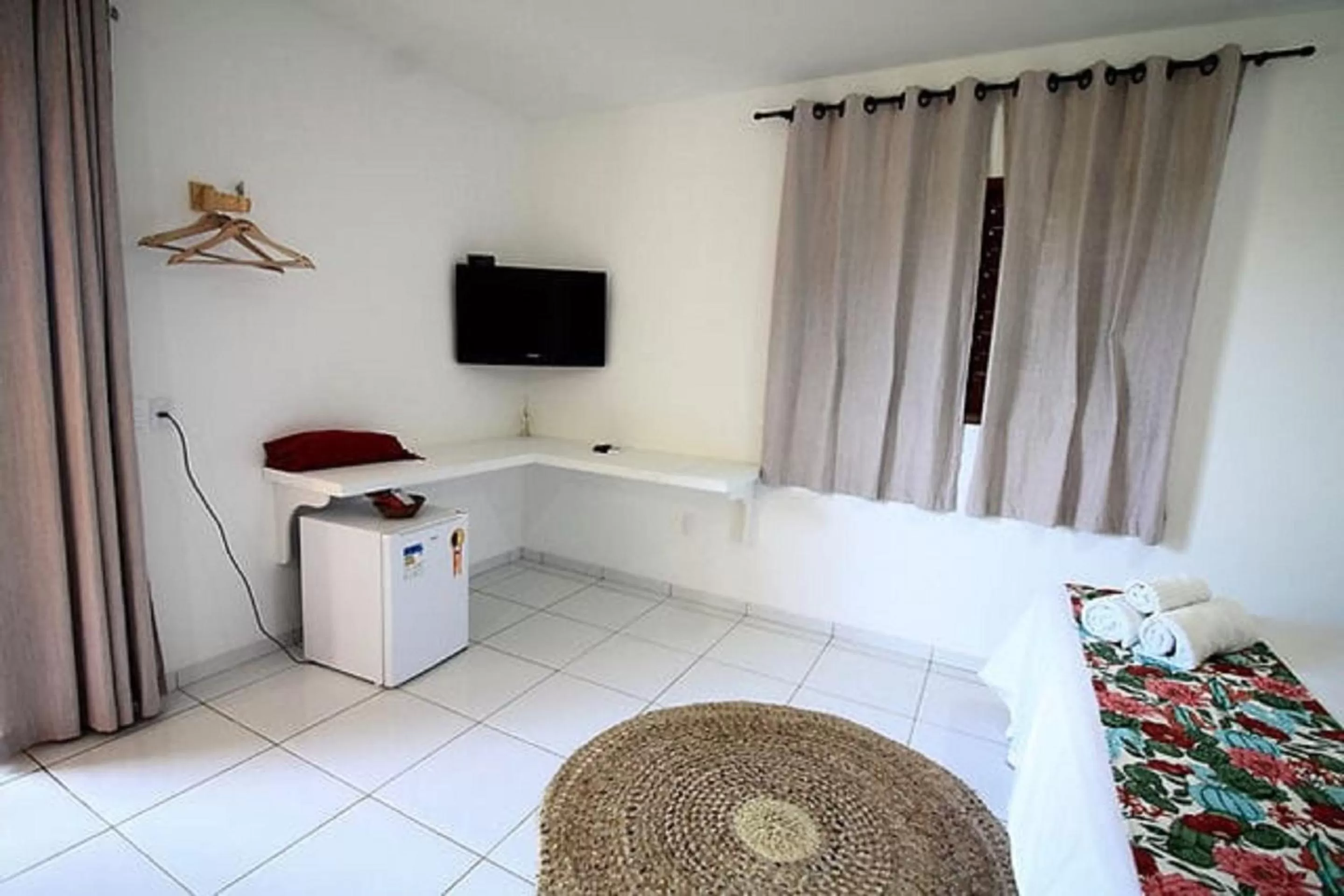 TV and multimedia, Bed in Pousada Ello