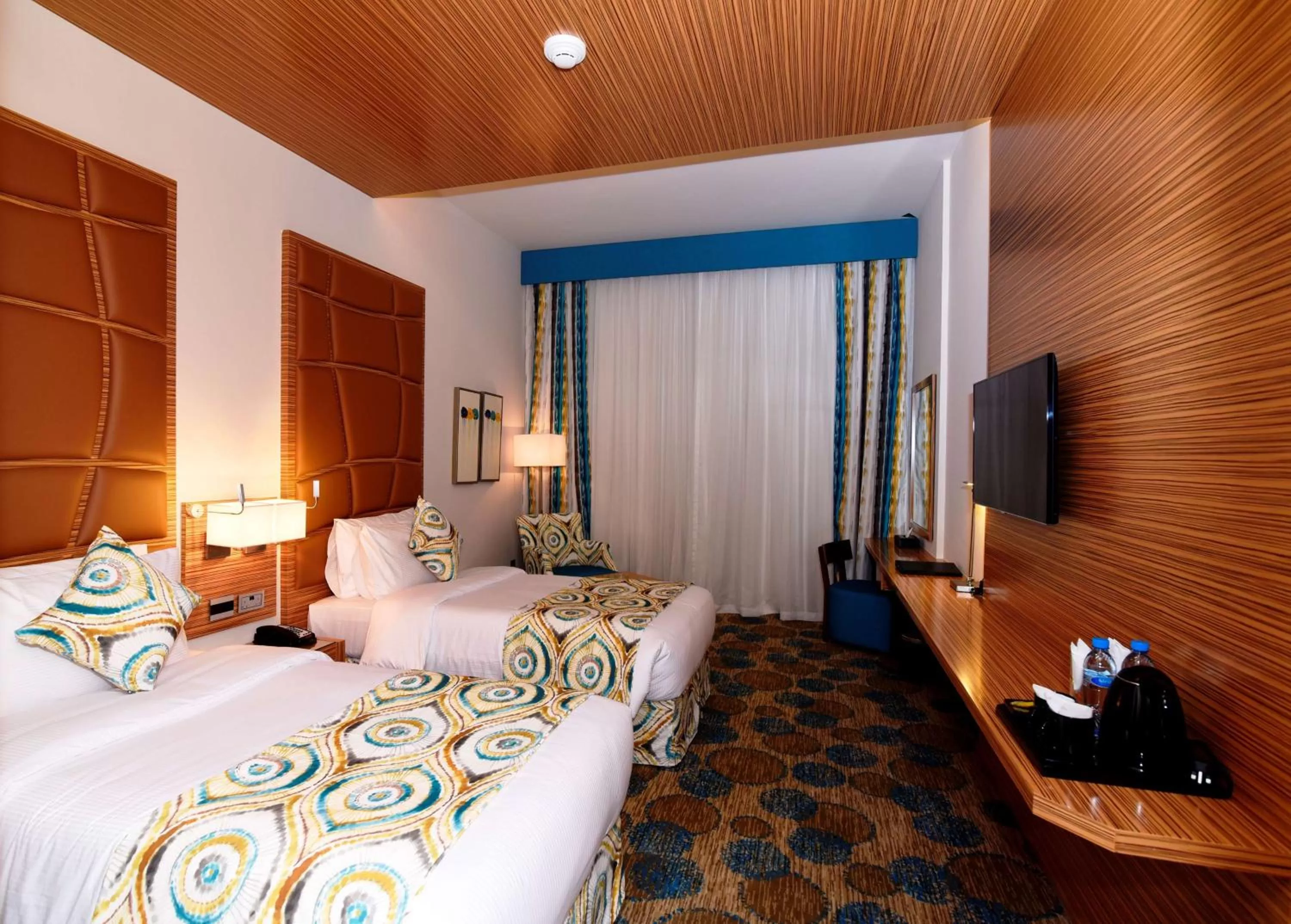 Photo of the whole room, Bed in Best Western Plus Pearl Creek