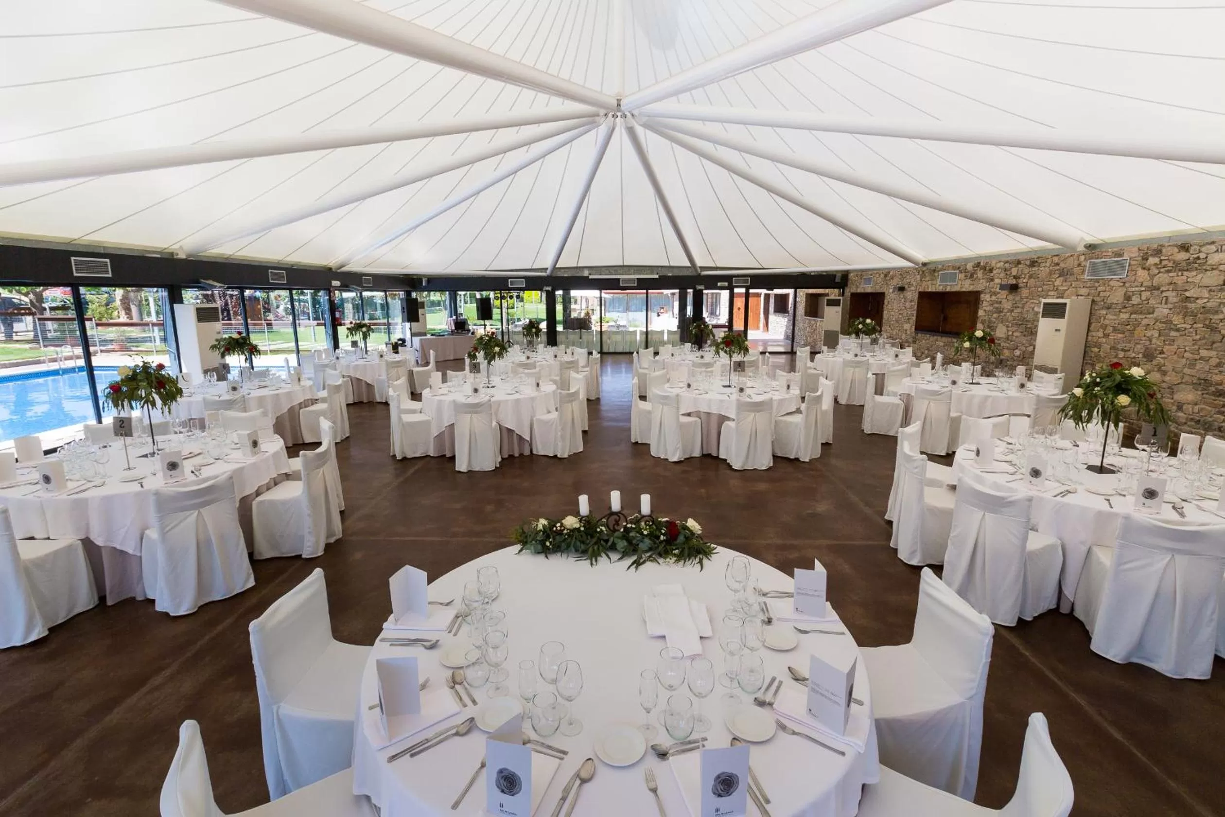 Restaurant/places to eat in Mas de la Sala