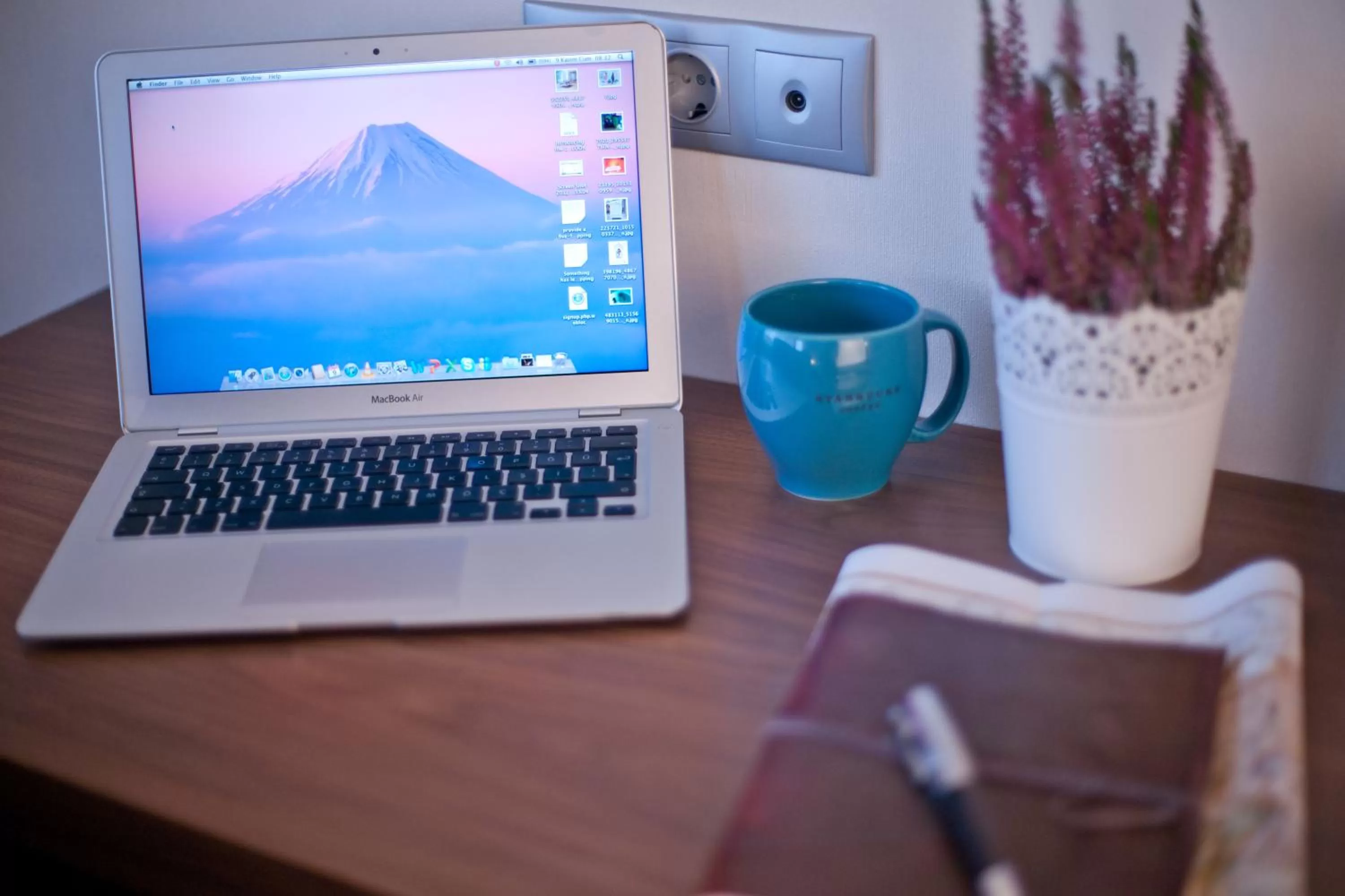 TV and multimedia in Apart Hotel Best