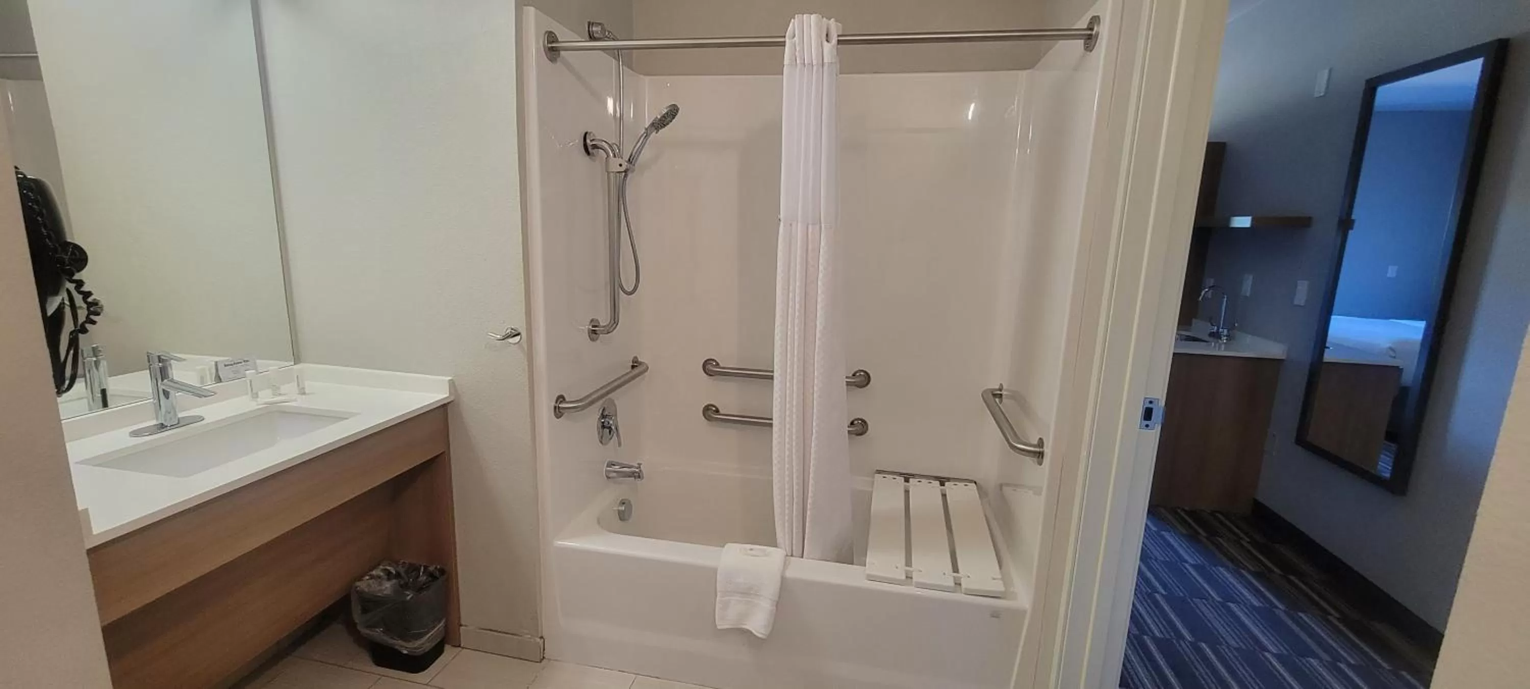 Bathroom in Microtel Inn & Suites by Wyndham Fountain Fort Carson