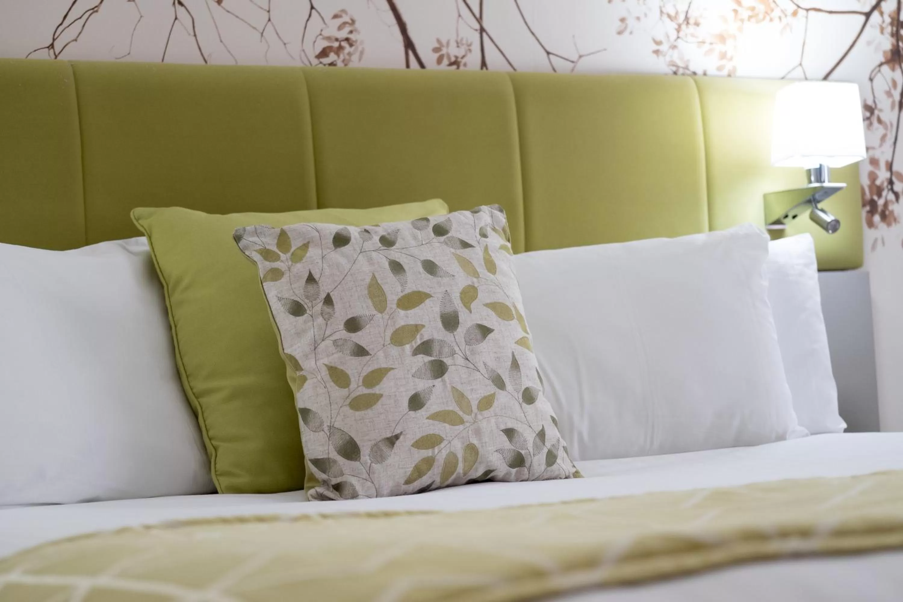 Photo of the whole room, Bed in Holiday Inn Corby Kettering A43 by IHG