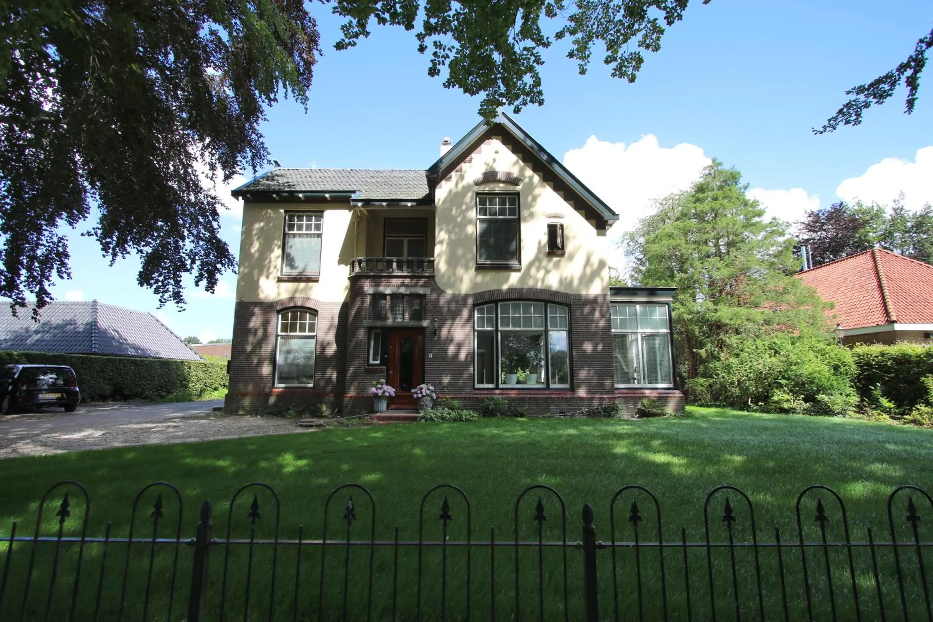 Property building in Het Doktershuys