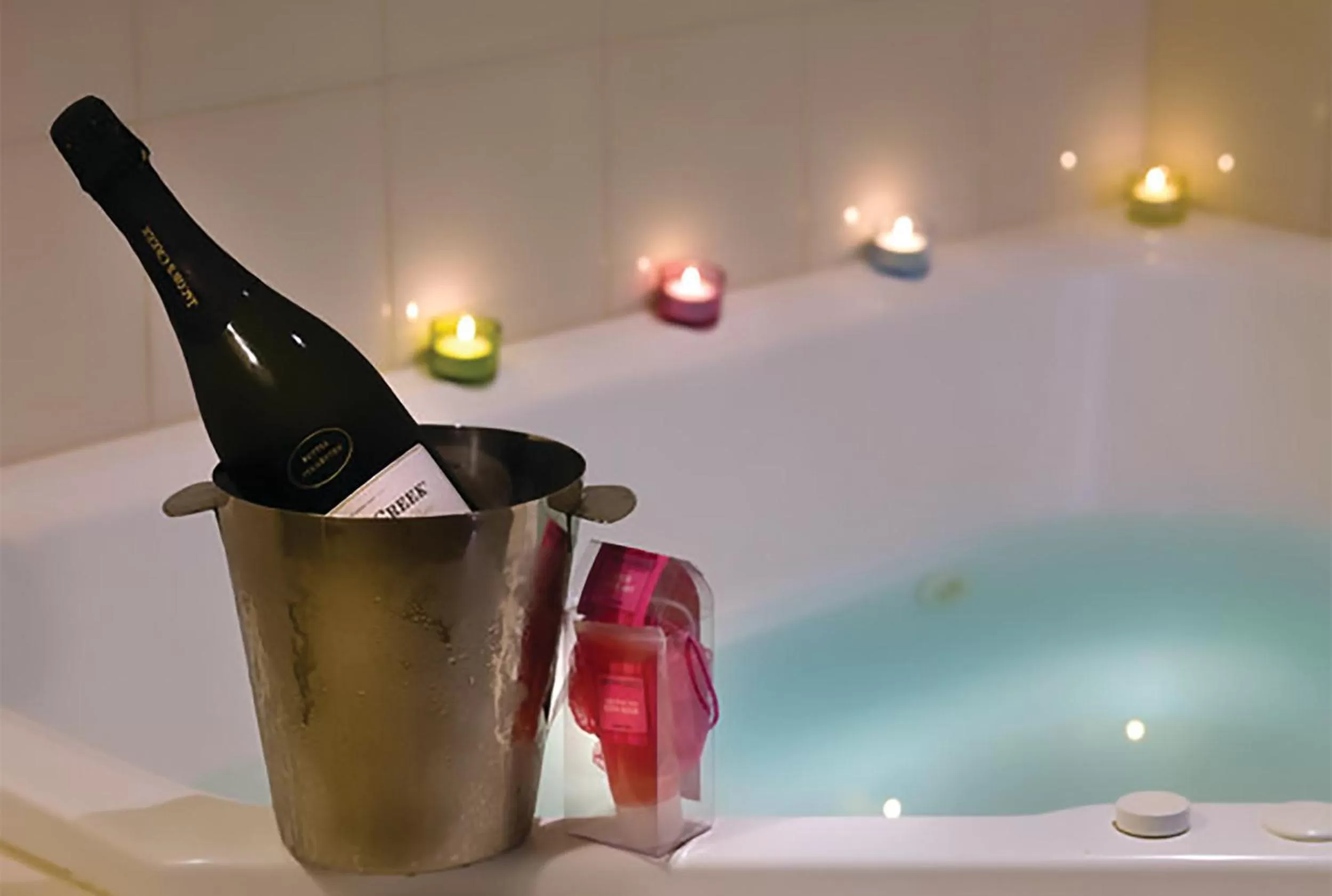 Bathroom in The Lord Forrest Hotel