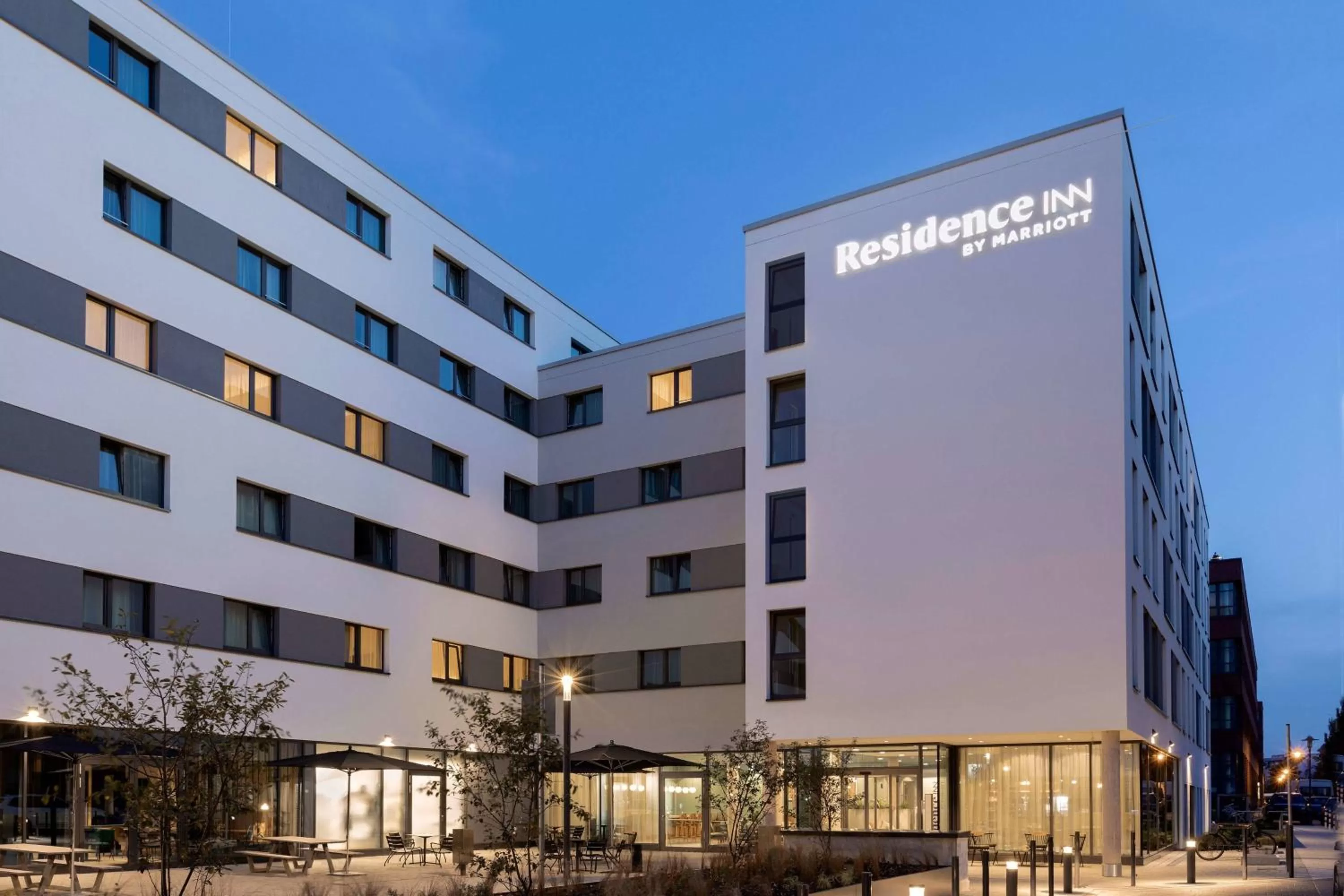 Property building in Residence Inn by Marriott Hamburg Altona