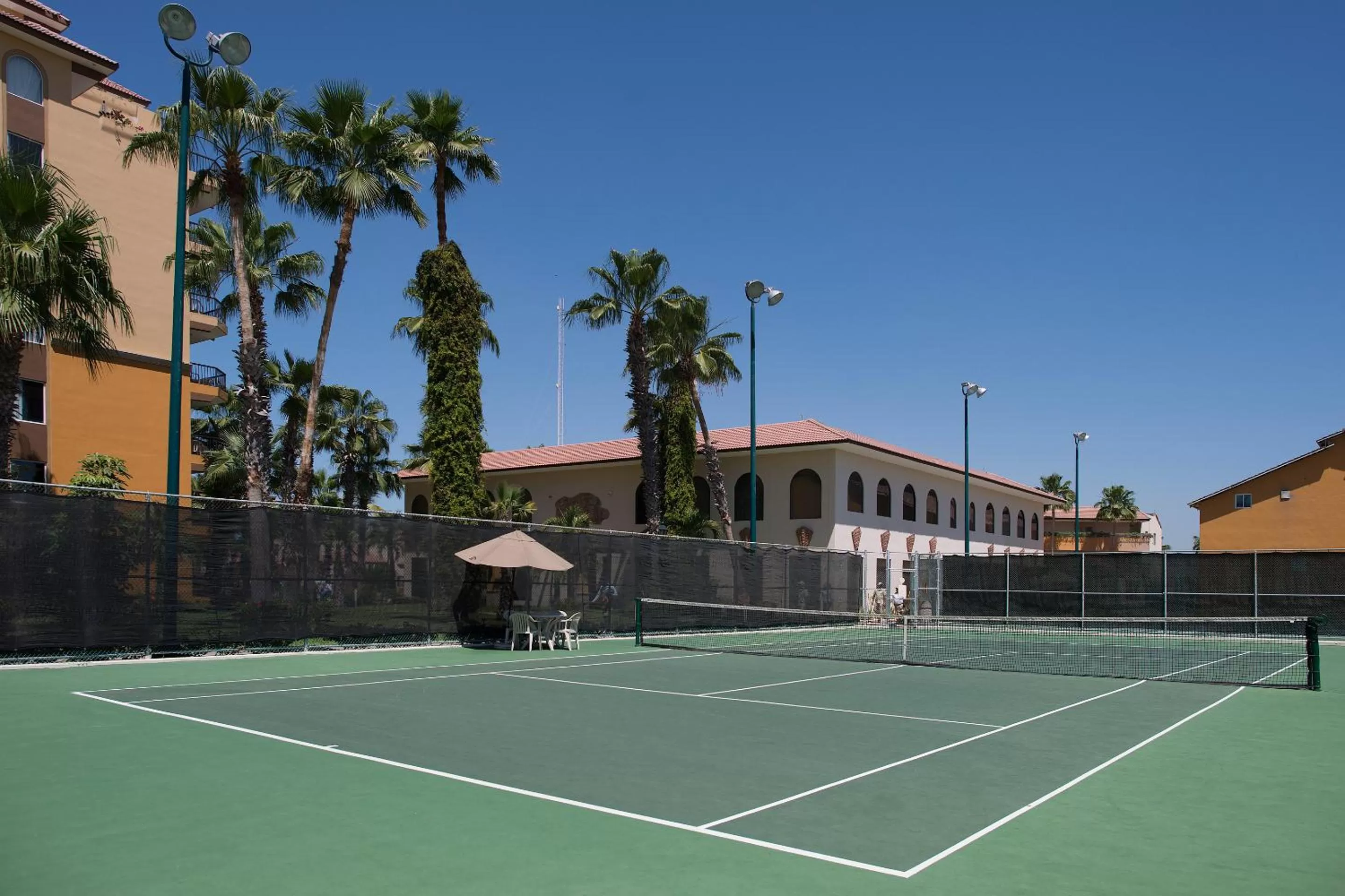 Tennis court in Villa del Palmar Beach Resort & Spa
