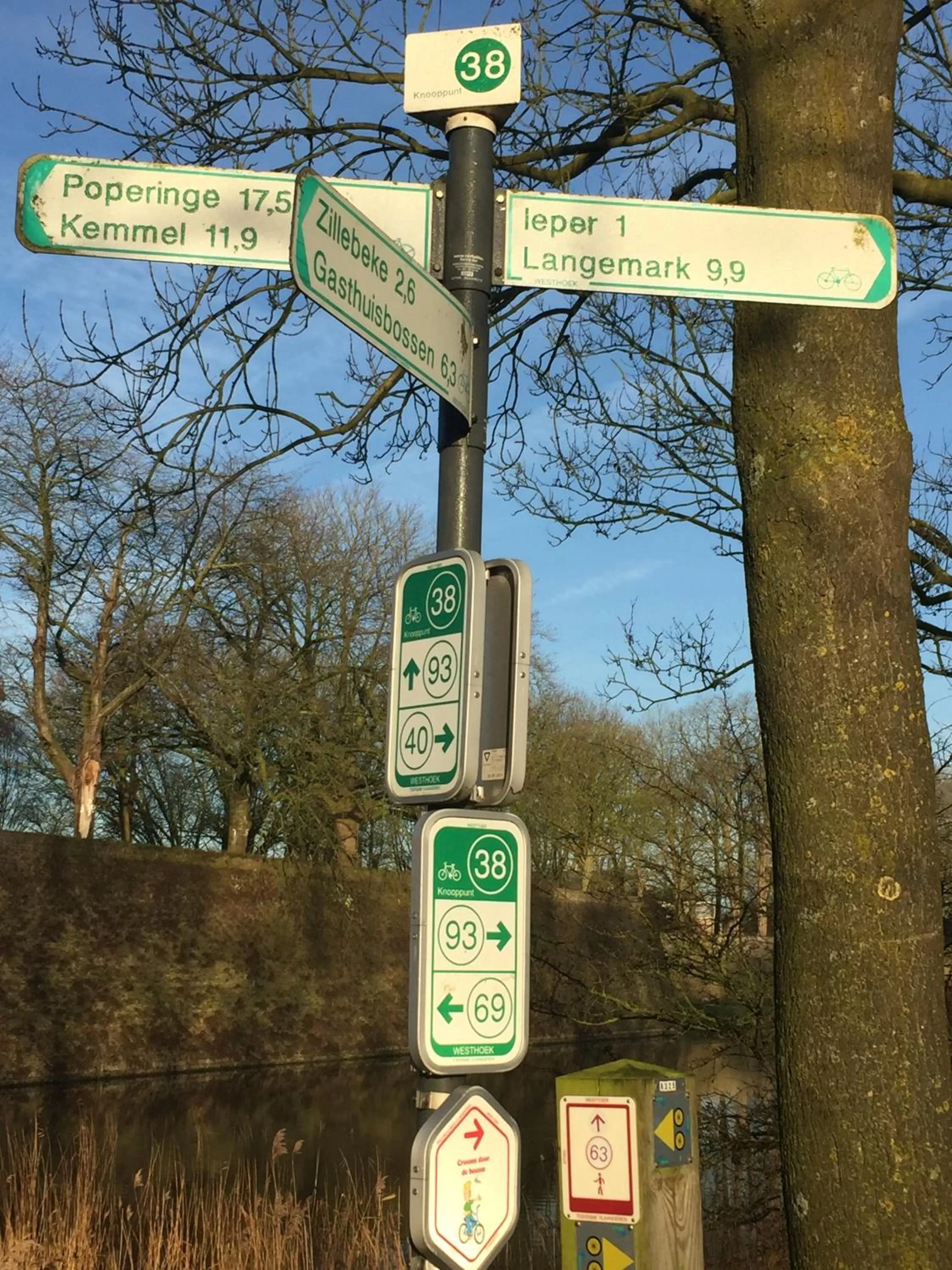 Hiking, Logo/Certificate/Sign/Award in B&B Sabbajon