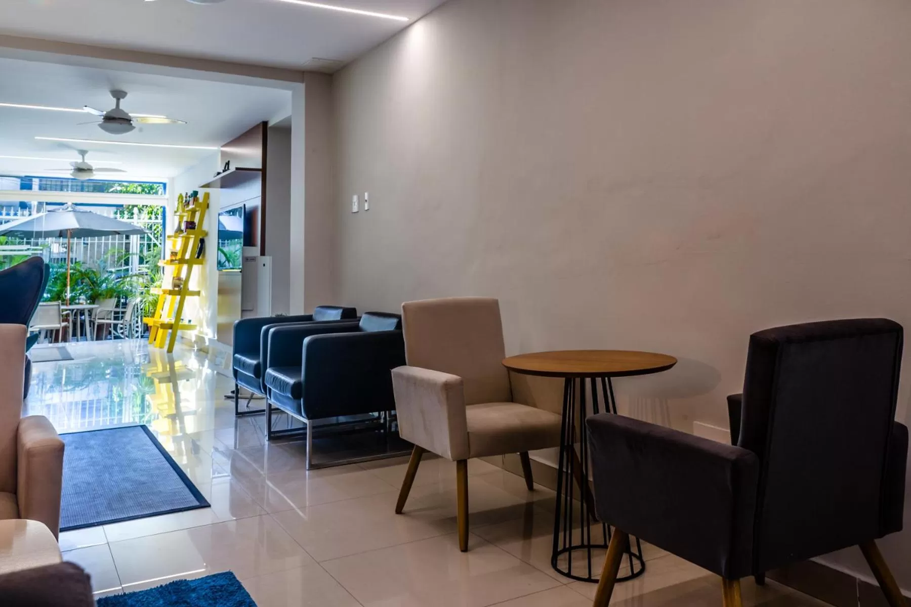 Communal lounge/ TV room in Injoy Suítes & Aparts