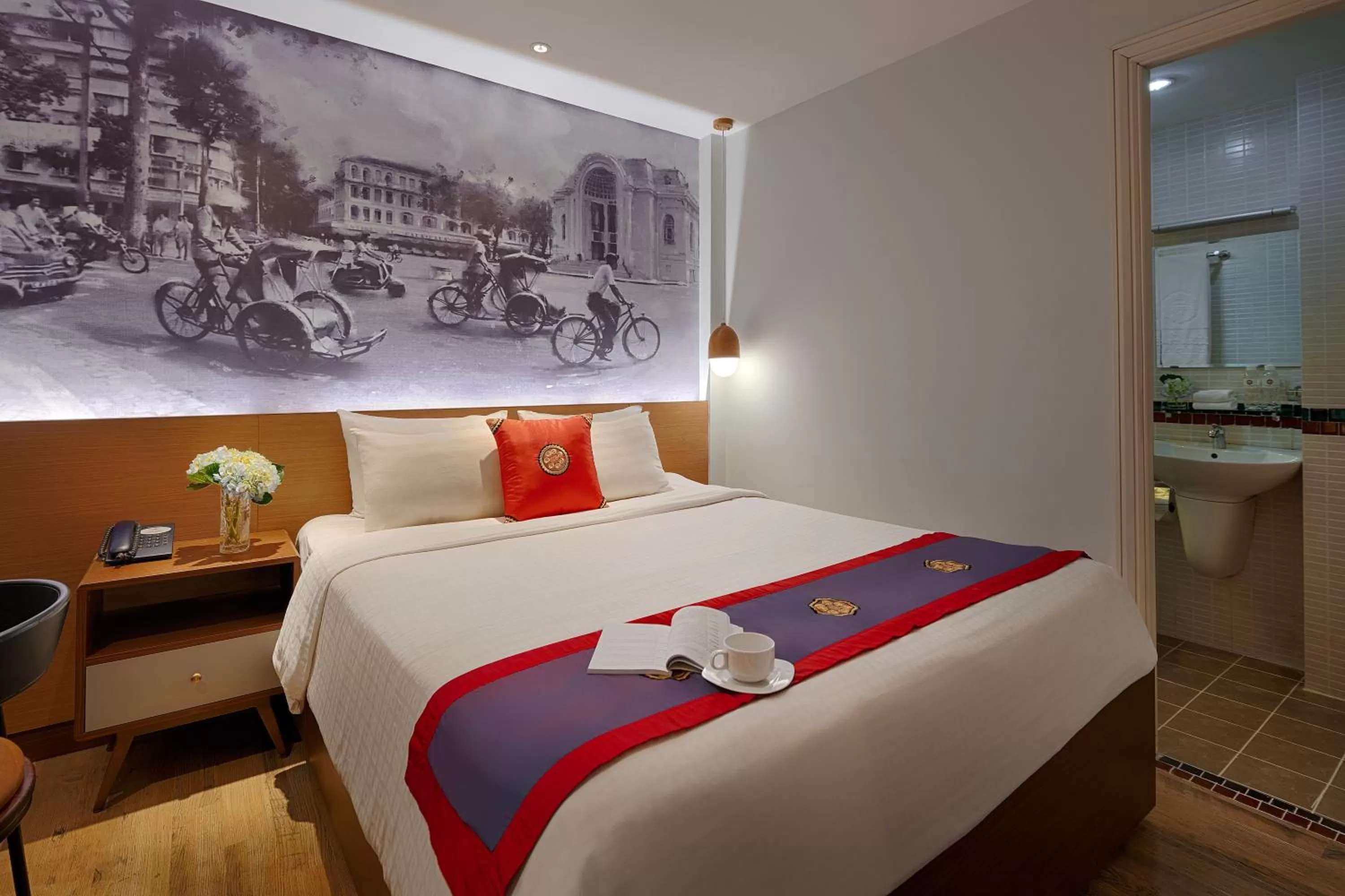 Photo of the whole room, Bed in Little Saigon Boutique Hotel