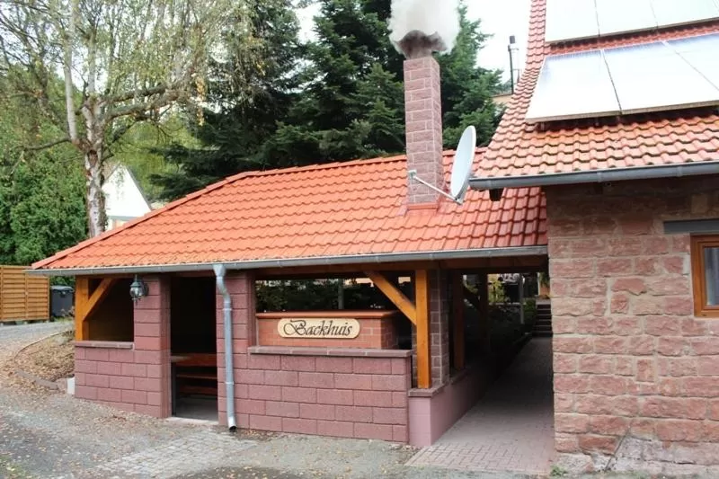 Facade/entrance in Hotel Landgasthof Zur Alten Scheune