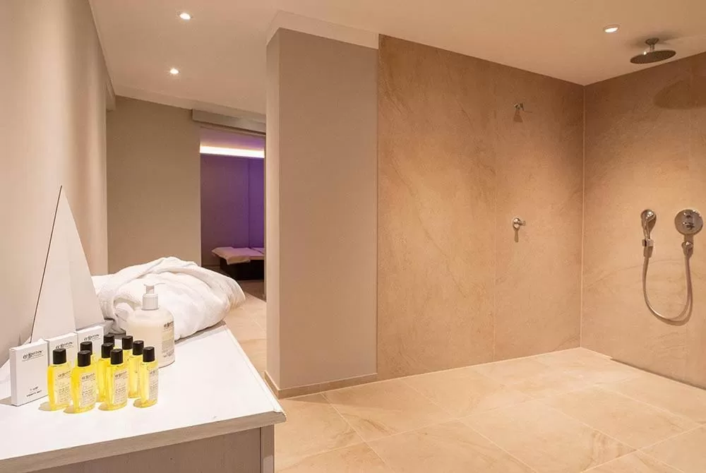 Sauna, Bathroom in Hotel Berlin Tegernsee