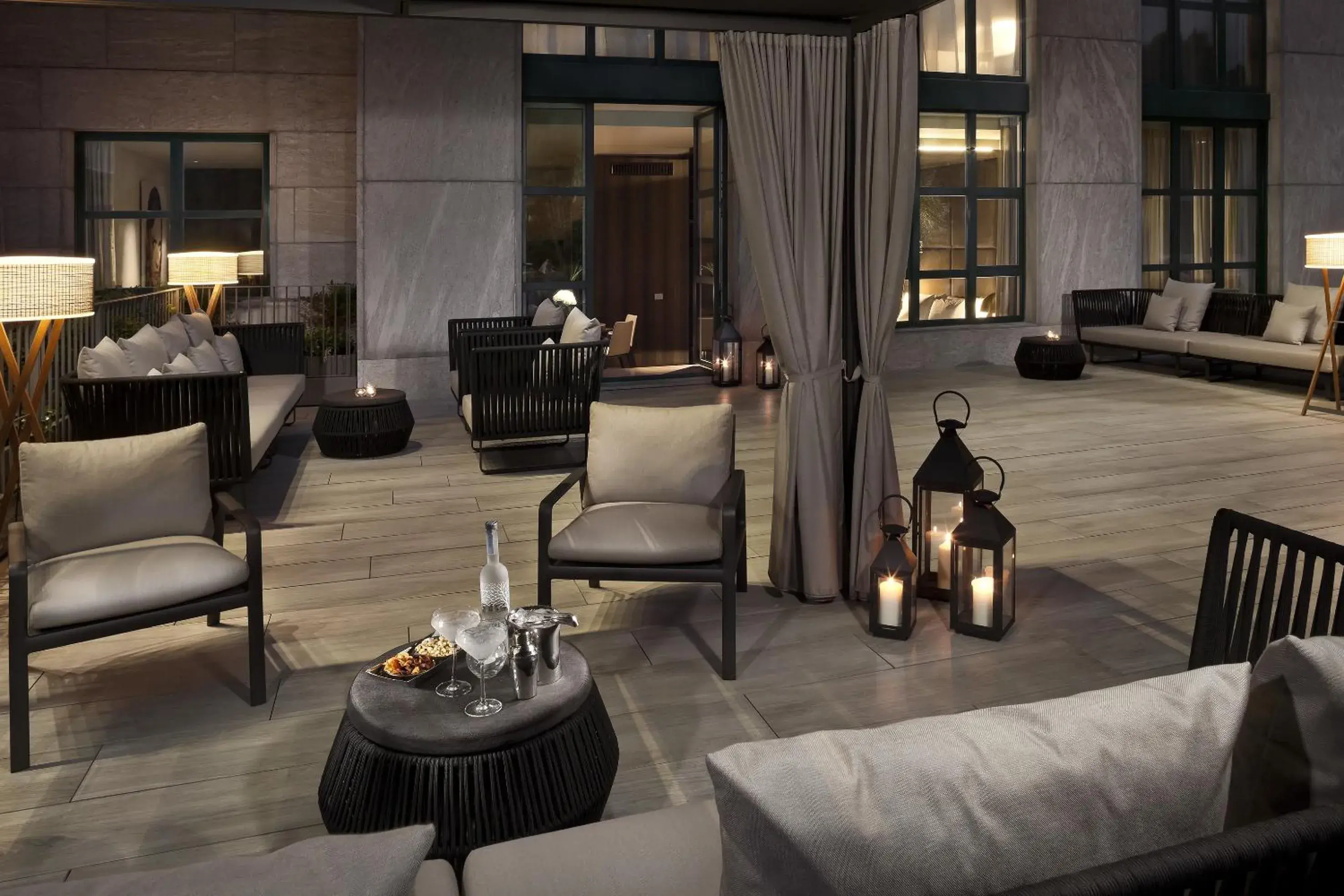 Studio ME+ Suite with Private Terrace in ME Milan Il Duca Studio ME+ Suite with Private Terrace in ME Milan Il Duca