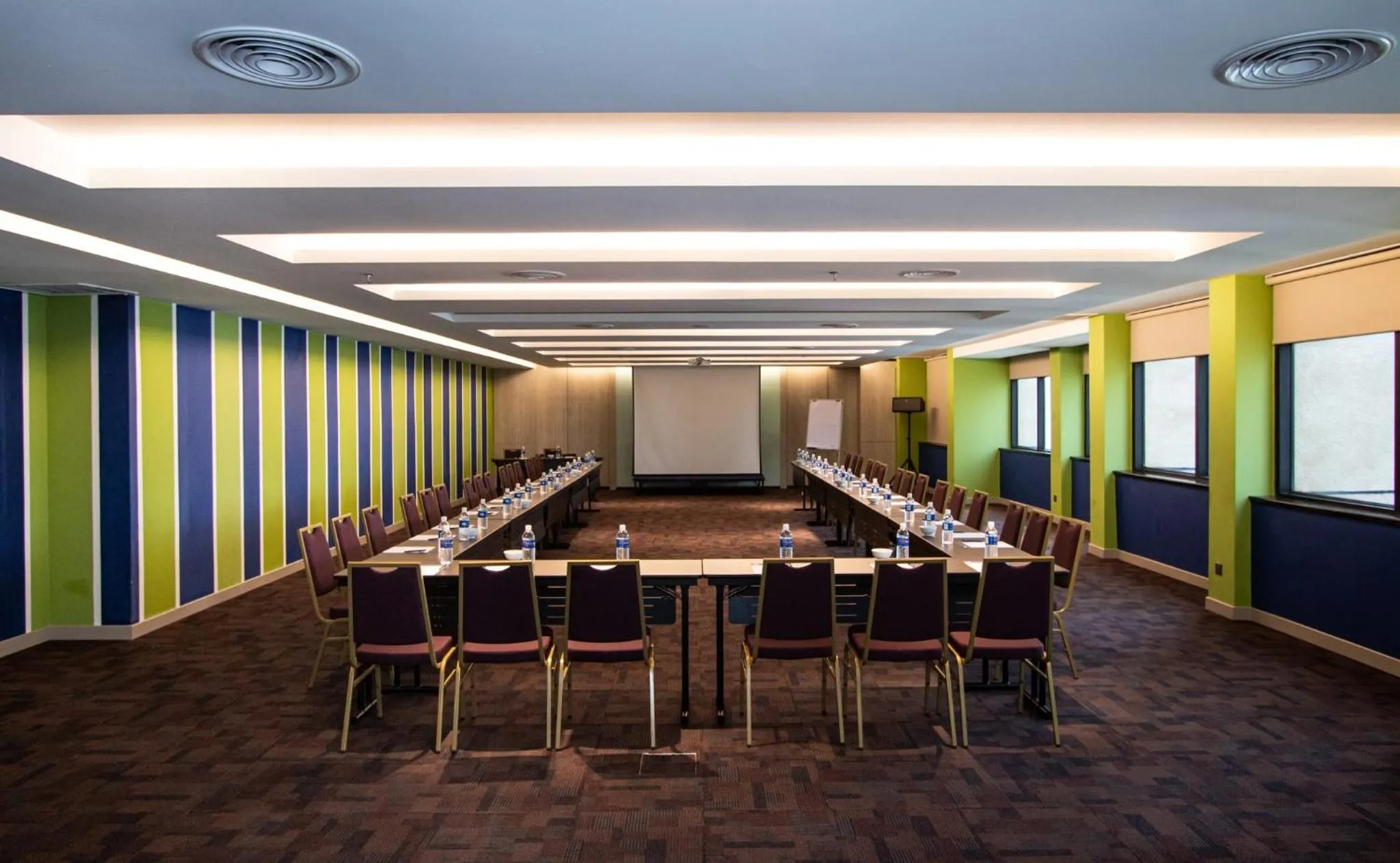 Meeting/conference room in Holiday Inn Express Kuala Lumpur City Centre by IHG