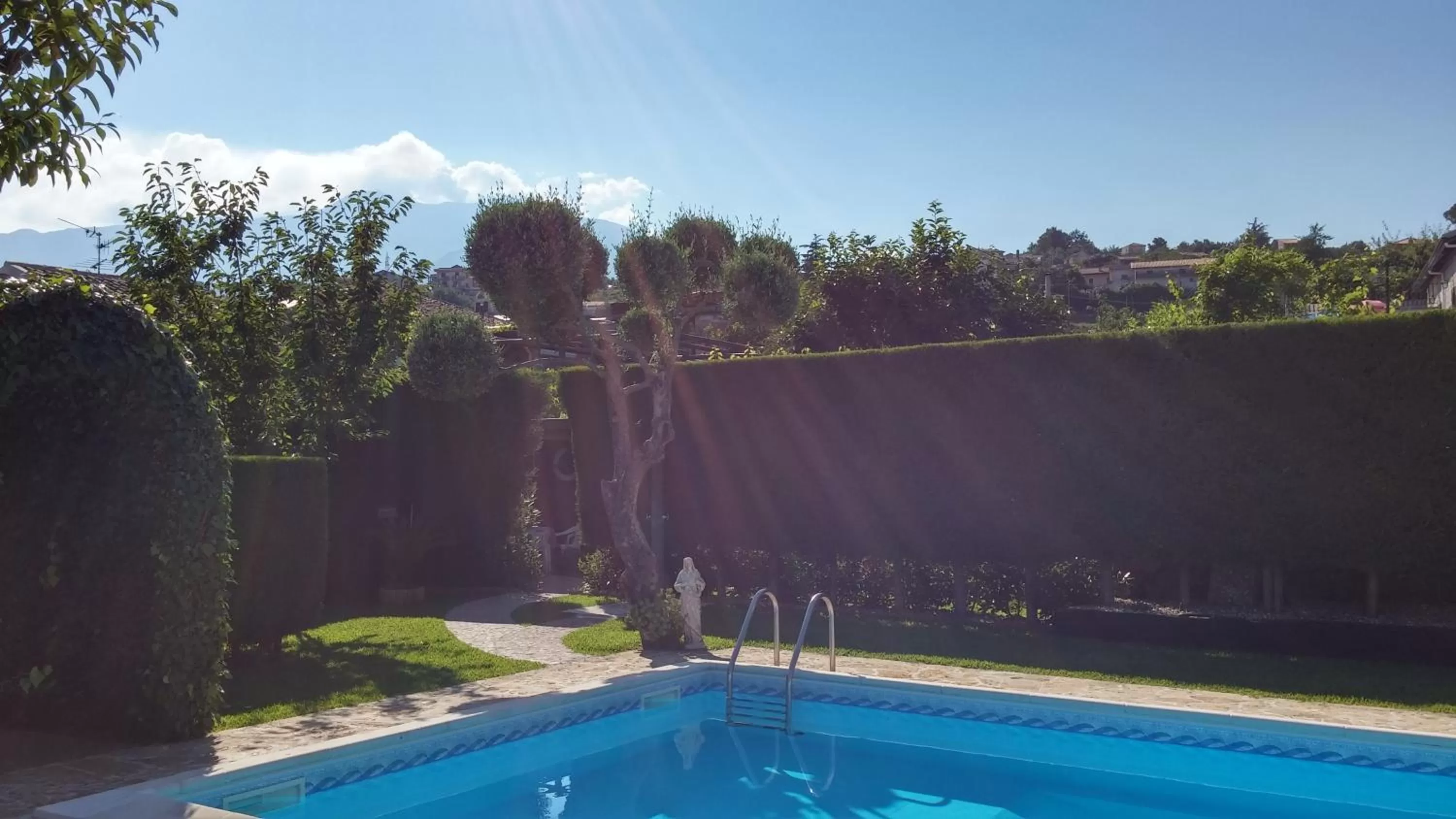 Swimming pool in Etma