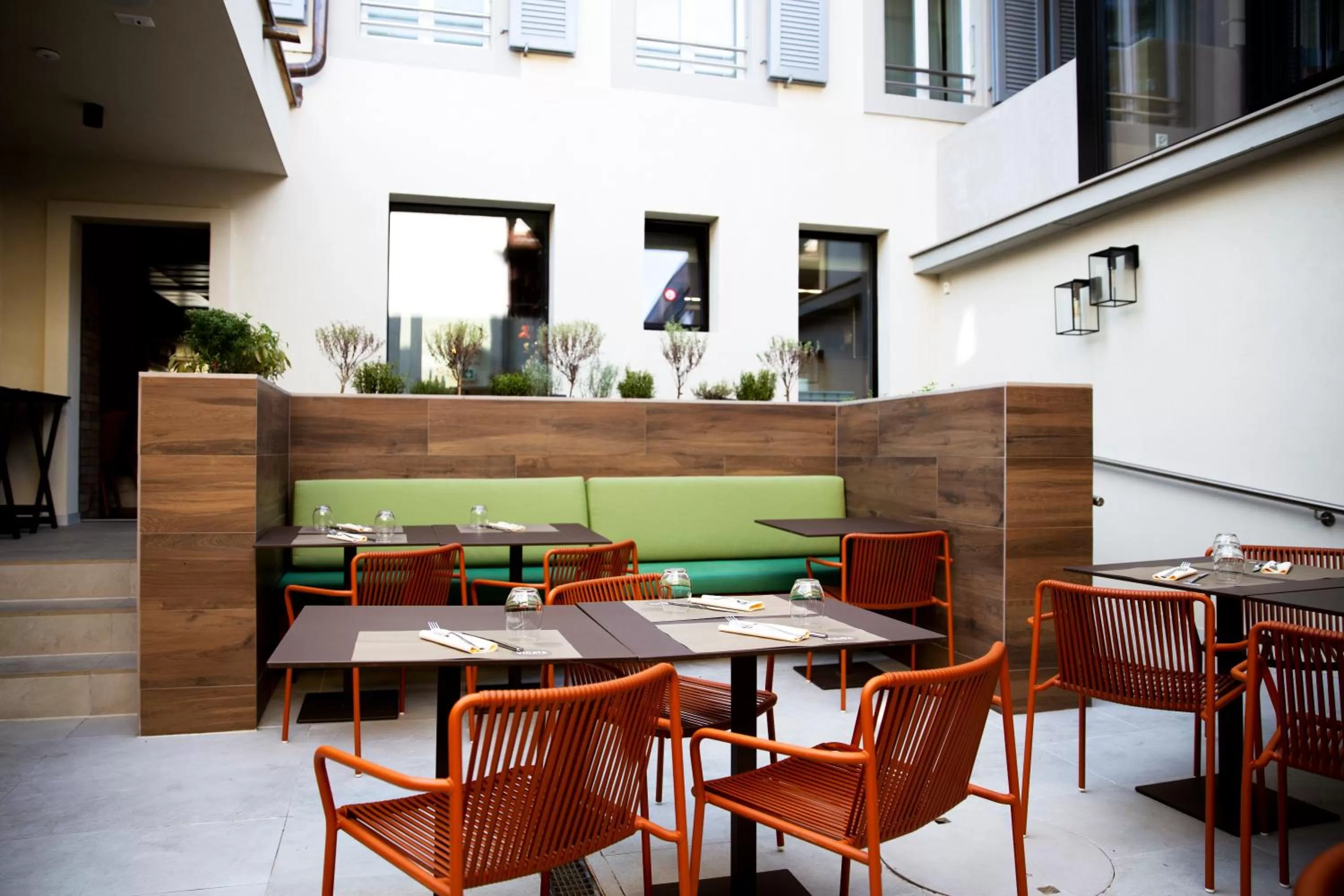 Balcony/Terrace, Restaurant/Places to Eat in Vigata