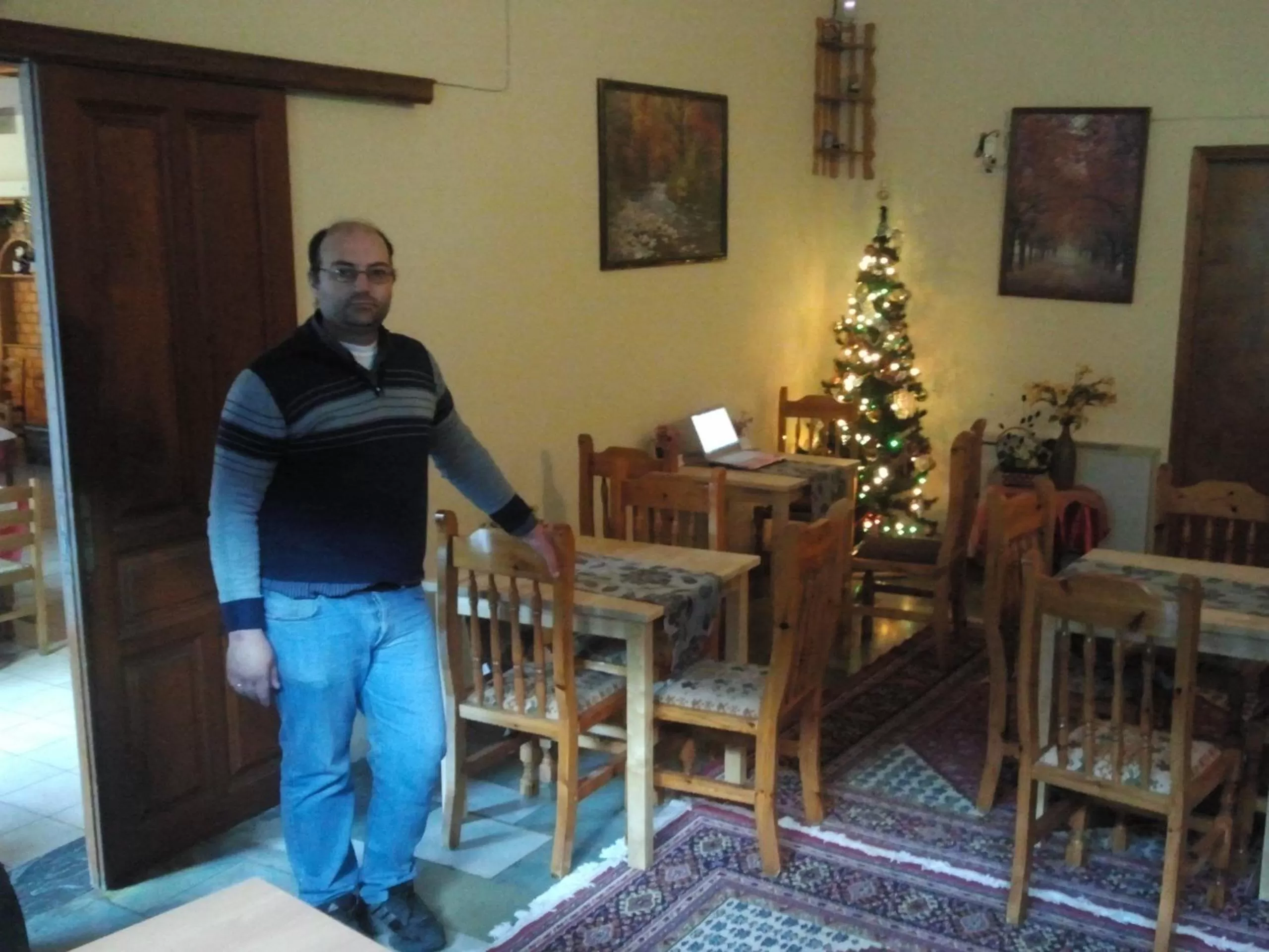 Staff in Hani Zemenou