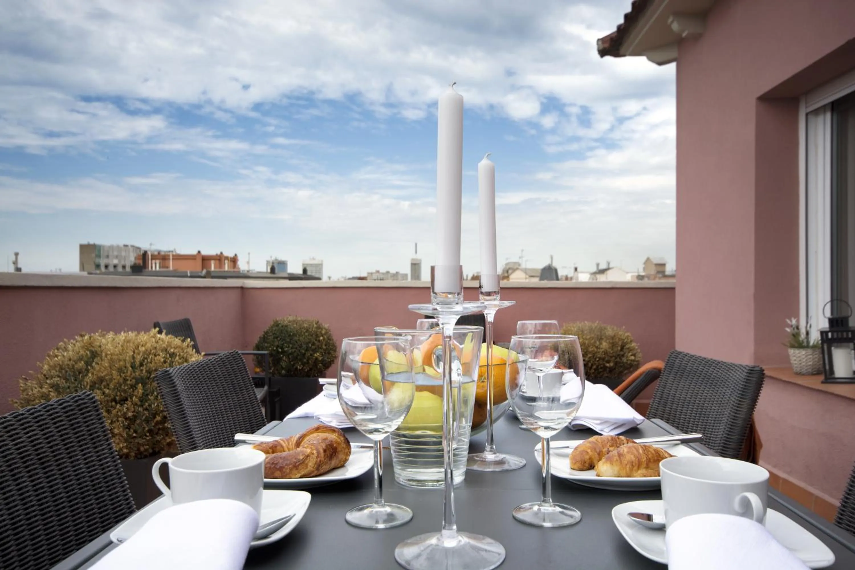 Balcony/Terrace in Eixample Building Apartments by Mercedes Heritage