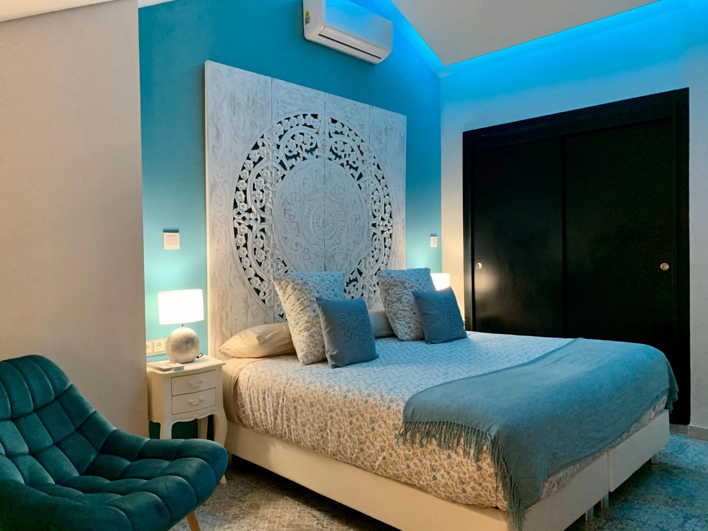 Photo of the whole room, Bed in Akla Hotel Mérida