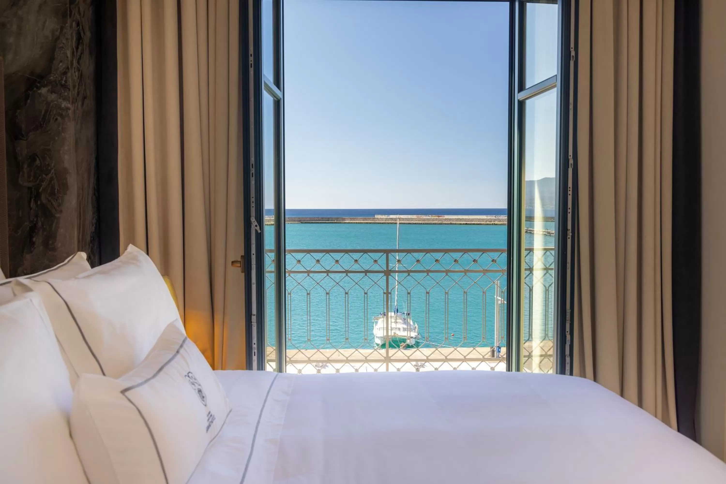 View (from property/room), Bed in Grand Hotel Kalamata