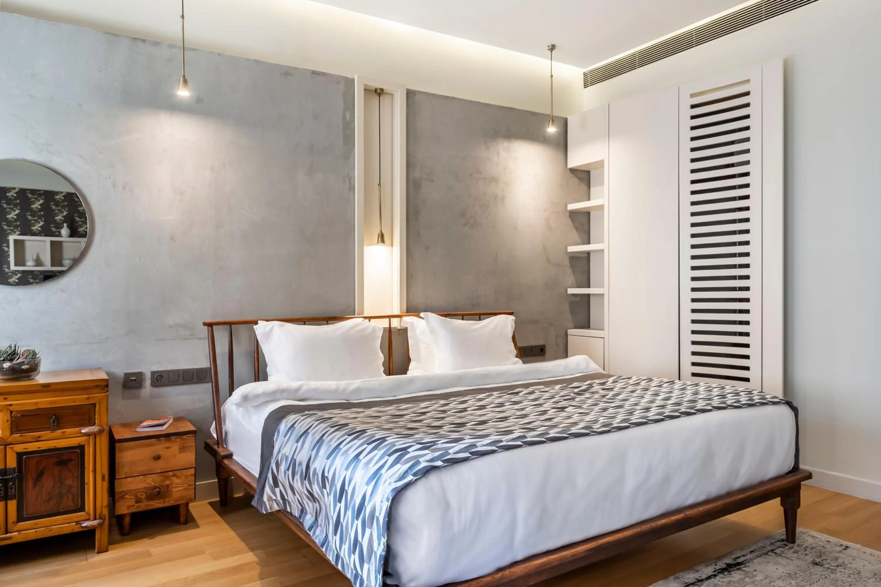 Decorative detail, Bed in Ansen Hotel and Suites